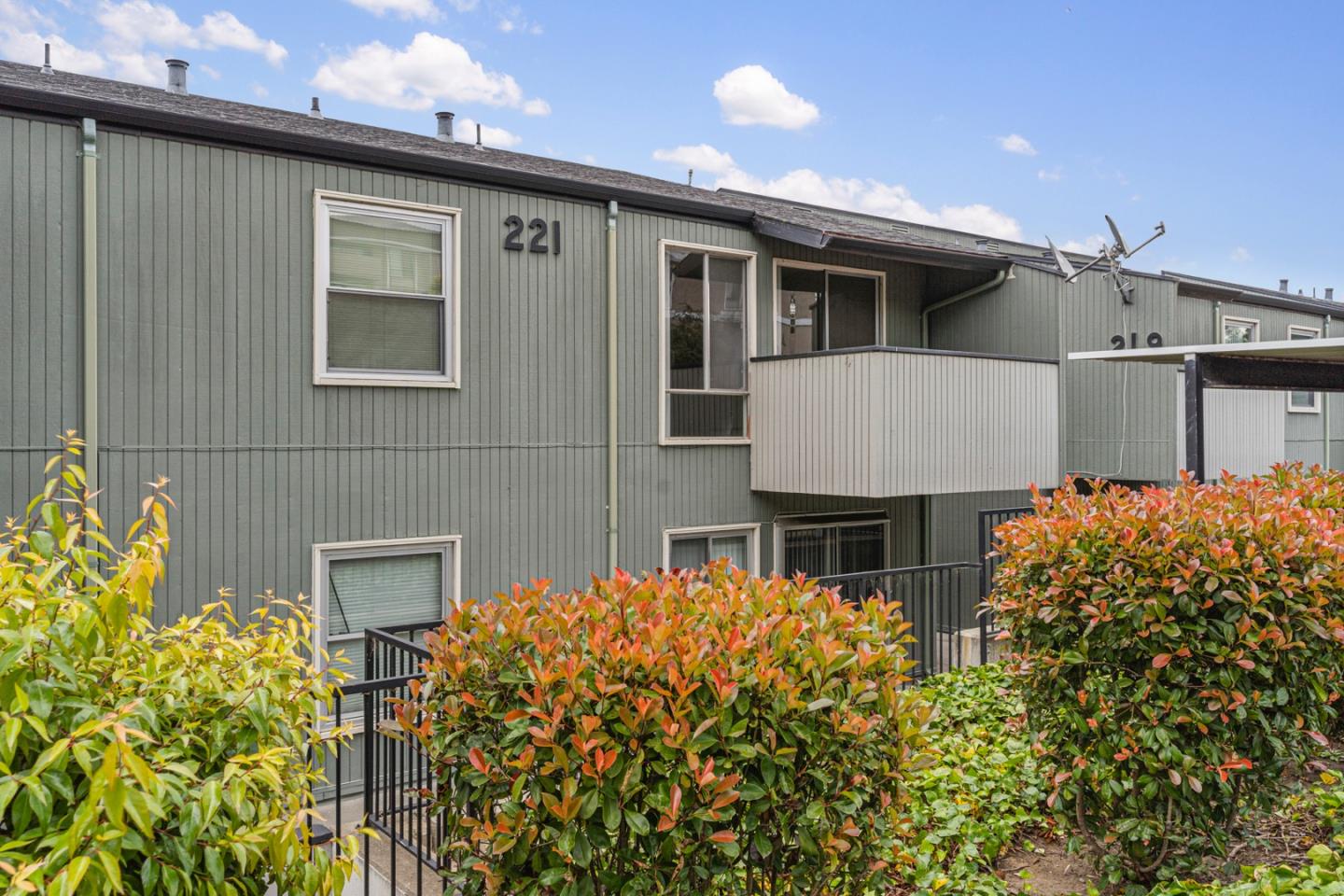 221 Boardwalk Ave H, San Bruno, CA 94066 0 Beds 1 Baths (Sold