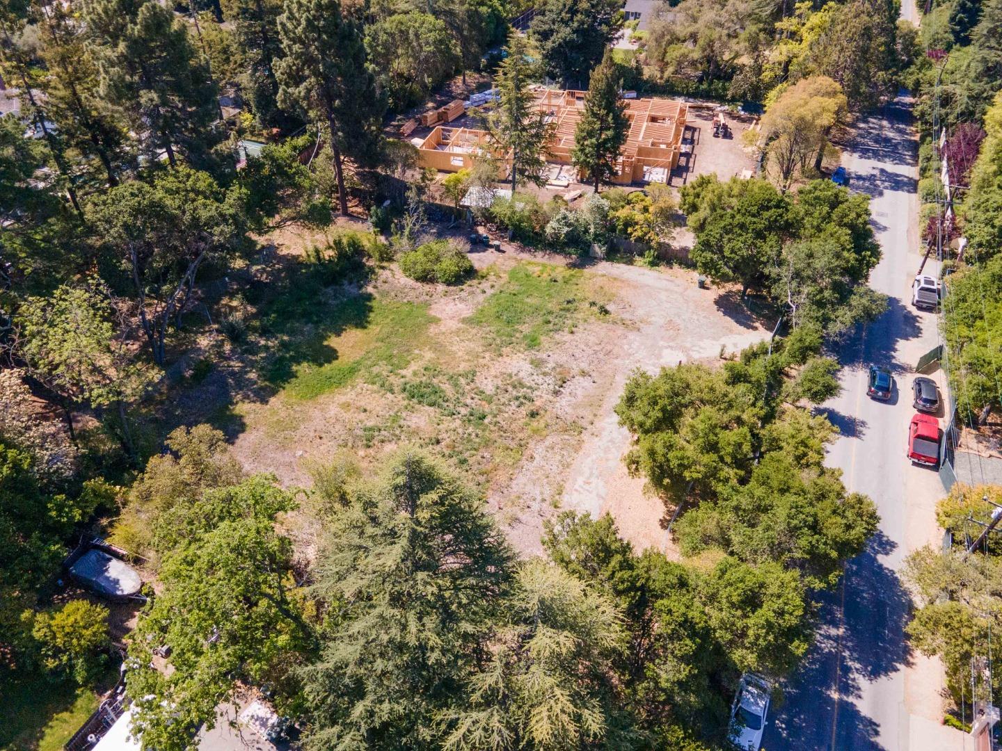 Build your dream estate over 10000 SF in West Atherton on this completely leveled lot. Nestled among gorgeous homes with privacy & prestige. Convenient location close to Stanford University, VC centers on Sand Hill Rd & shoppings, Quick access to HWY 280, SV tech companies & SF, Property is gated with chain link fence and green mesh.