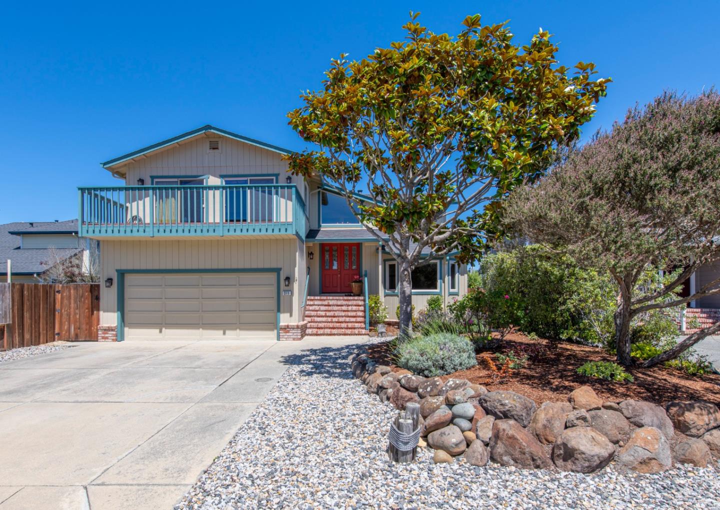 Detail Gallery Image 1 of 1 For 311 Garcia Ave, Half Moon Bay,  CA 94019 - 4 Beds | 2/1 Baths