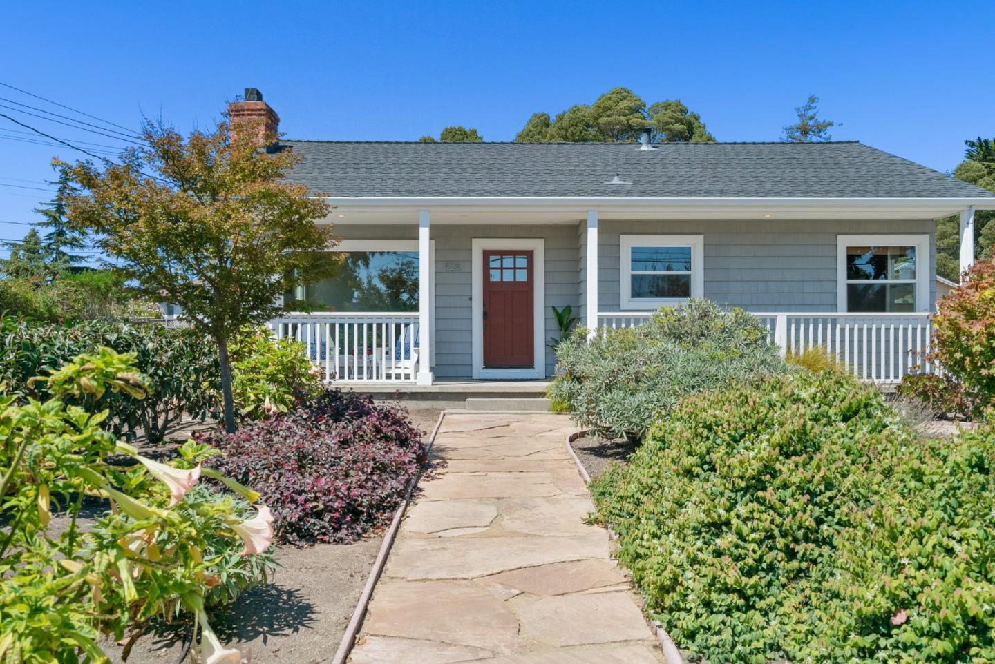 926 Delaware Ave, Santa Cruz, CA 95060 2 Beds 1 Baths (Sold