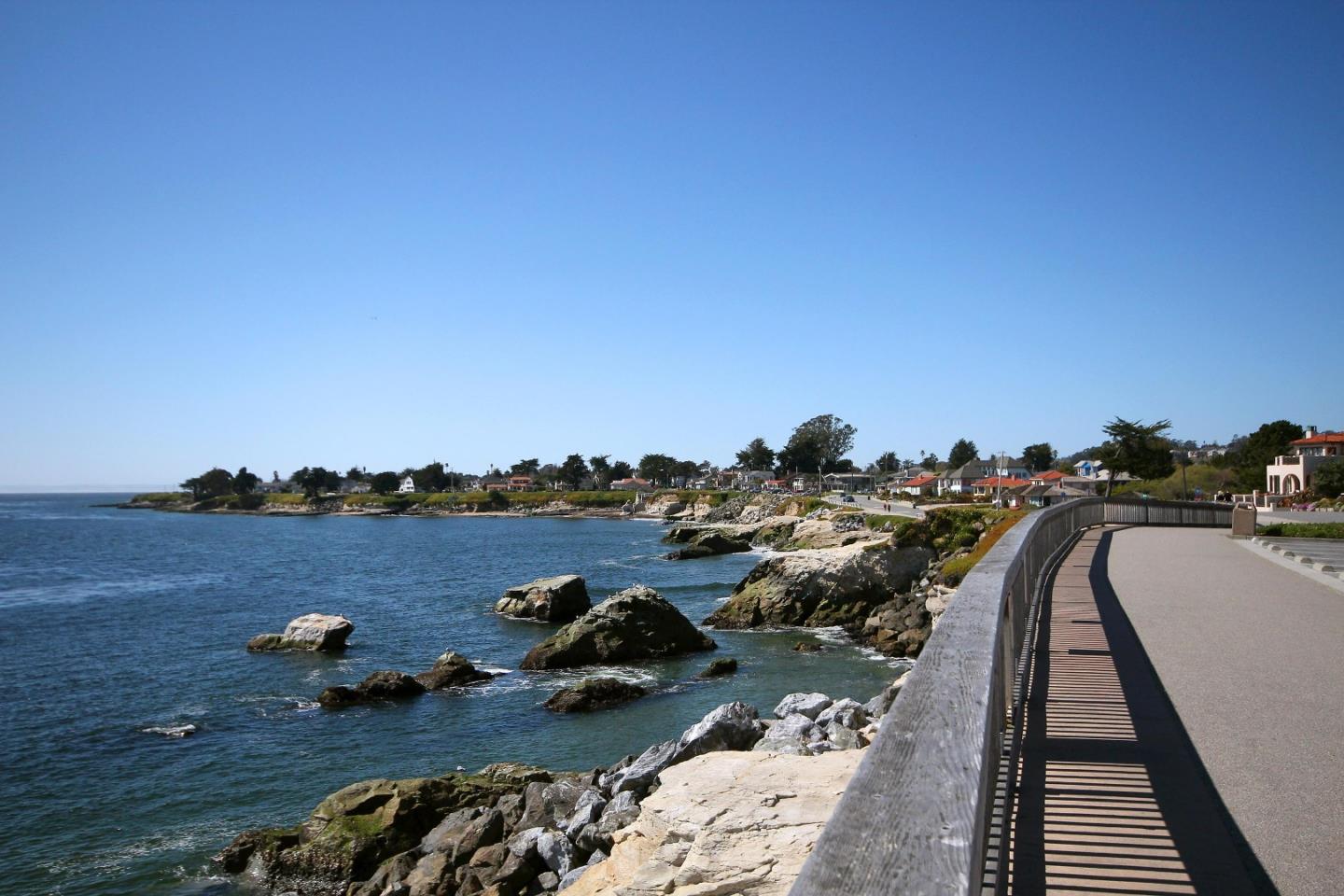 120 De La Costa Ave, Santa Cruz, CA 95060 3 Beds 3 Baths (Sold