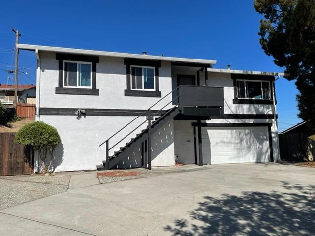 Detail Gallery Image 1 of 4 For 4563 Capitola Ave, San Jose,  CA 95111 - 4 Beds | 3 Baths