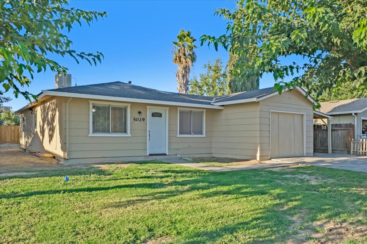 Detail Gallery Image 1 of 1 For 5029 Estates Dr, Modesto,  CA 95357 - 3 Beds | 1 Baths