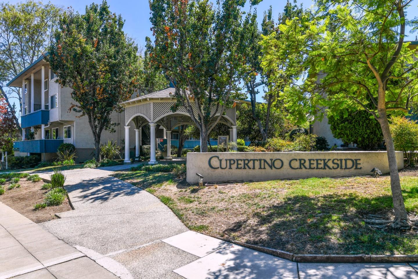 Browse active condo listings in CUPERTINO CREEKSIDE