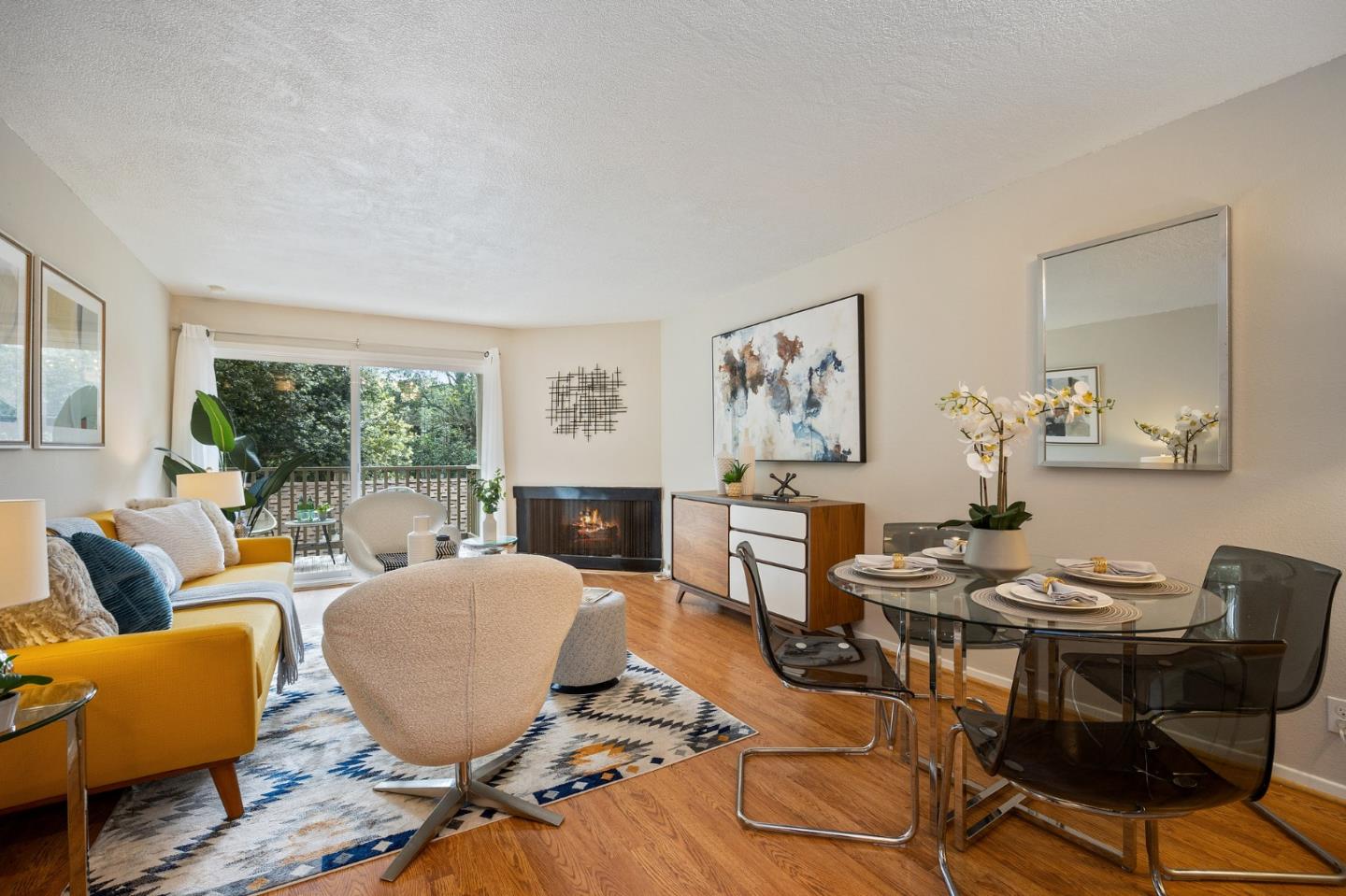 Detail Gallery Image 1 of 1 For 359 Half Moon Ln #113,  Daly City,  CA 94015 - 1 Beds | 1 Baths
