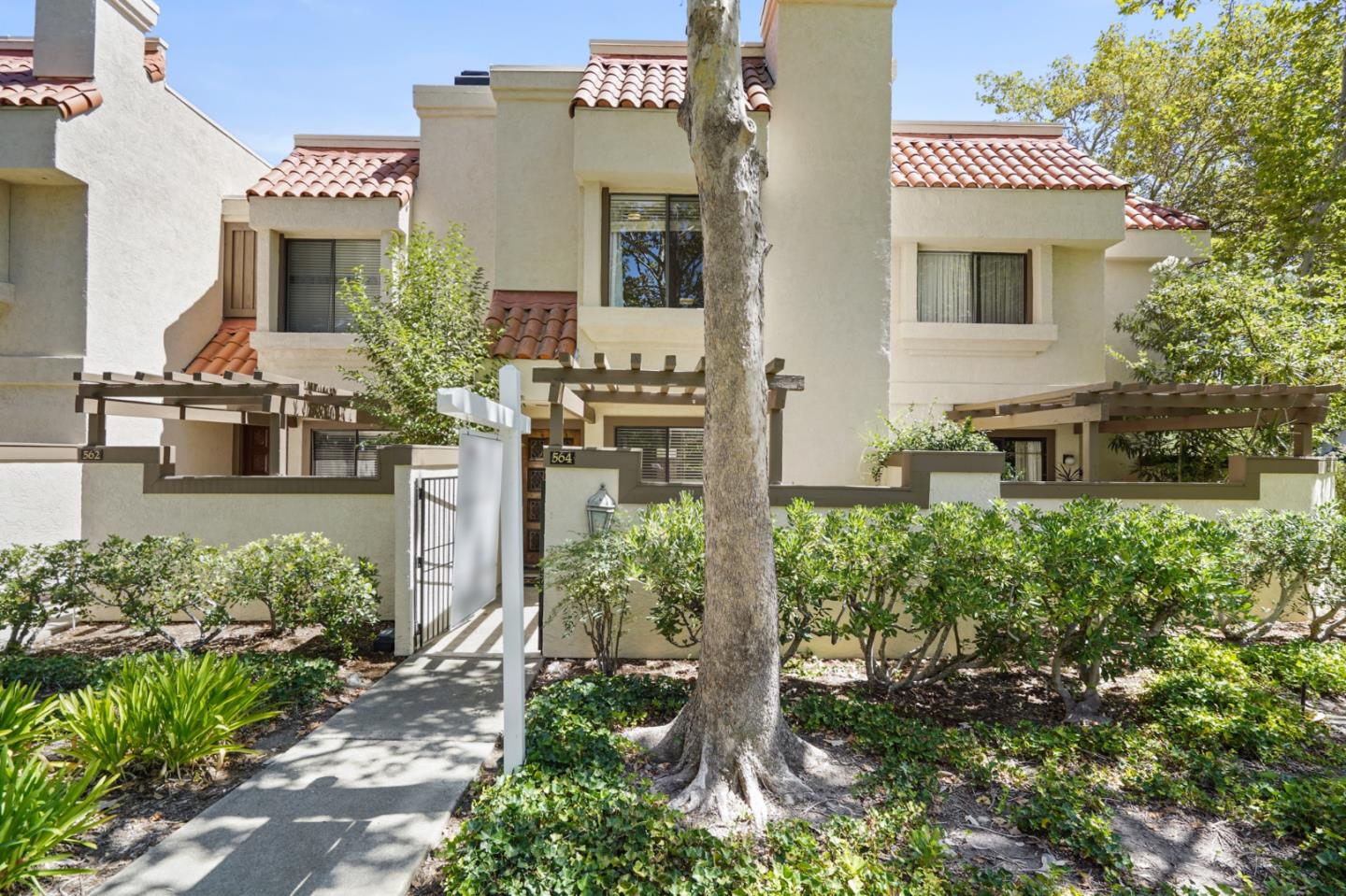 Detail Gallery Image 1 of 1 For 564 Pimlico Ct, Walnut Creek,  CA 94597 - 2 Beds | 2/1 Baths