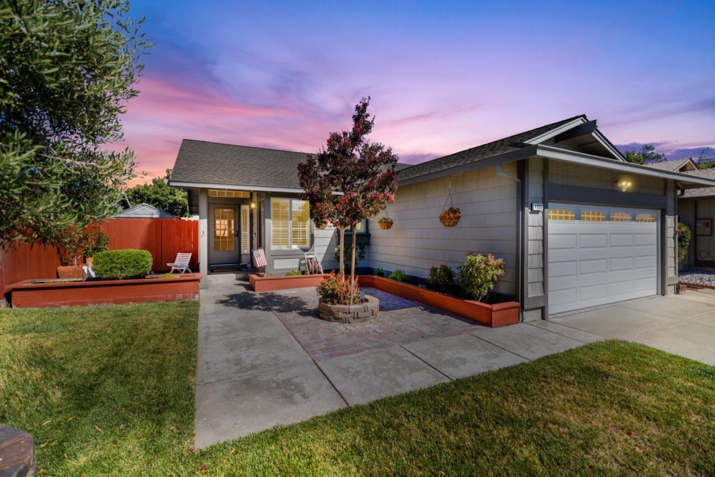 Detail Gallery Image 1 of 1 For 4930 Ridgecrest Ct, Fairfield,  CA 94534 - 3 Beds | 2 Baths