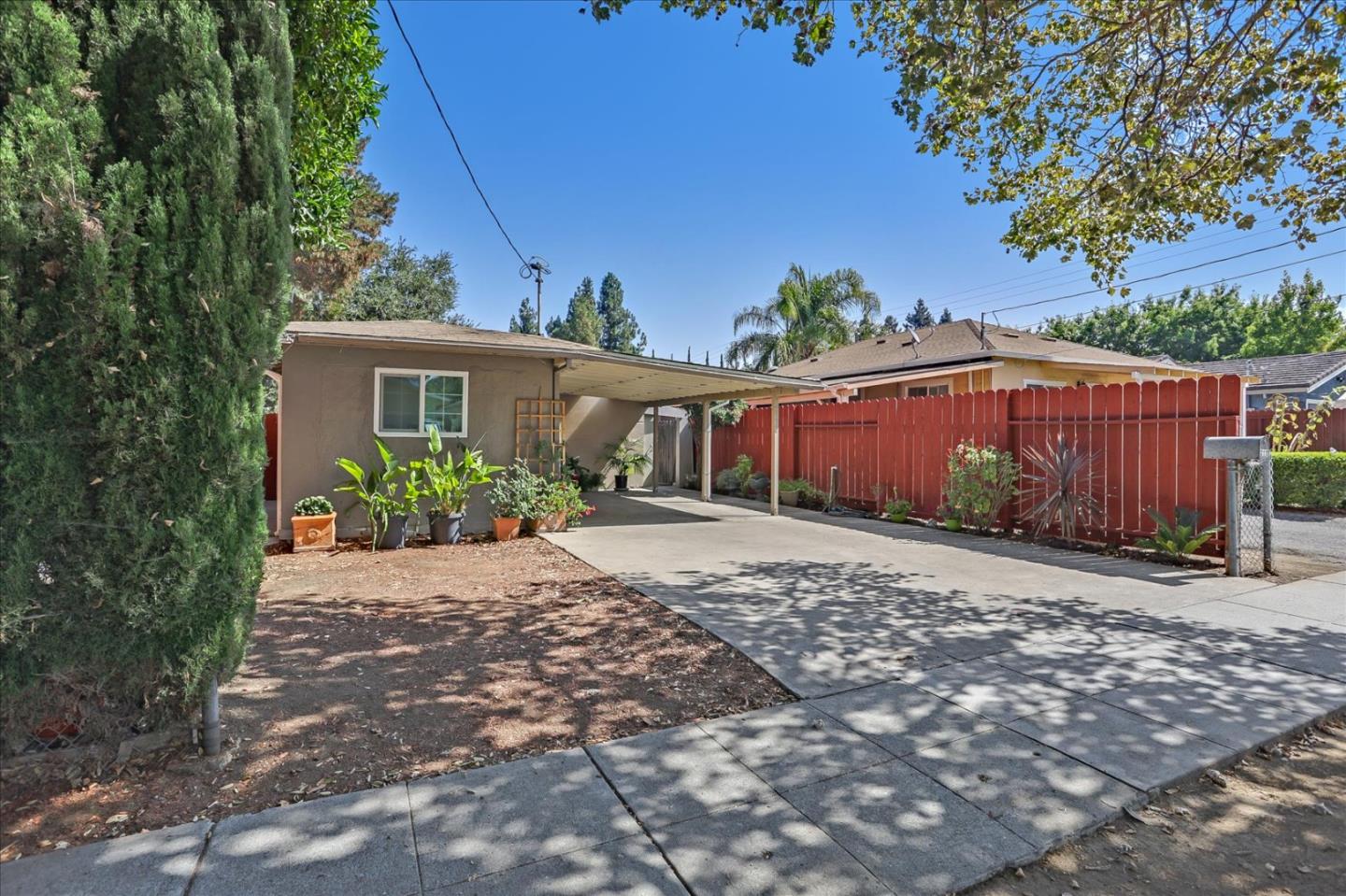 Detail Gallery Image 1 of 1 For 2132 Stanford Ave, Mountain View,  CA 94040 - 3 Beds | 2 Baths