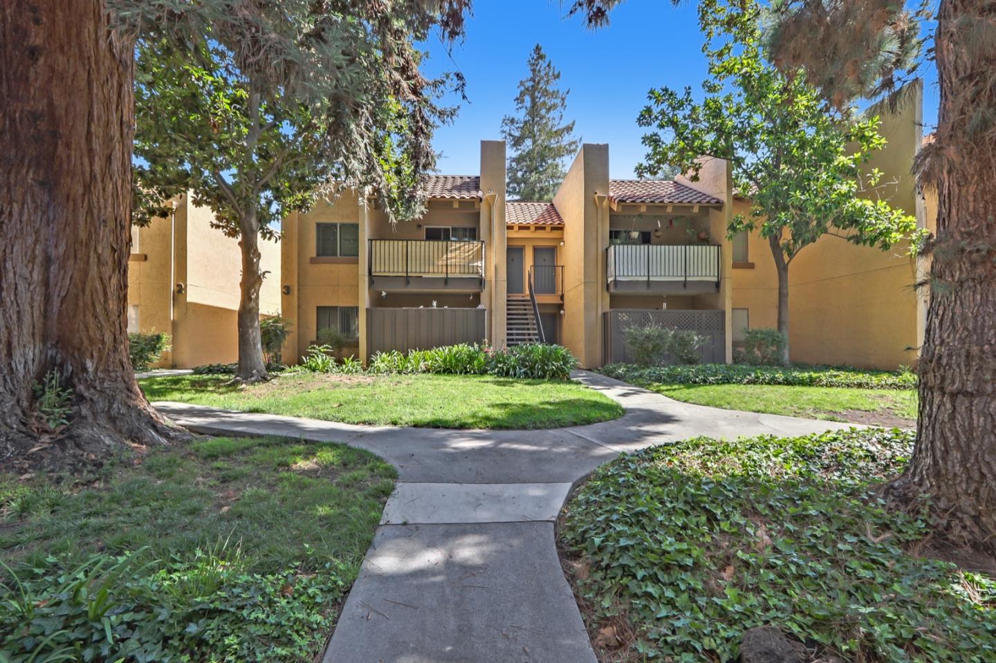 247 N Capitol Ave 130, San Jose, CA 95127 1 Beds 1 Baths