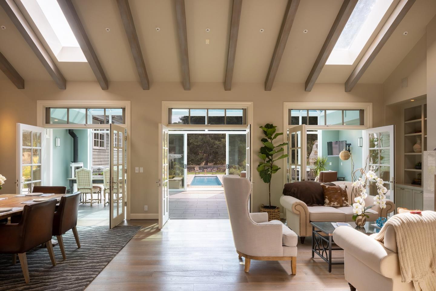 Detail Gallery Image 3 of 15 For 5462 Quail Way, Carmel,  CA 93923 - 3 Beds | 4/1 Baths