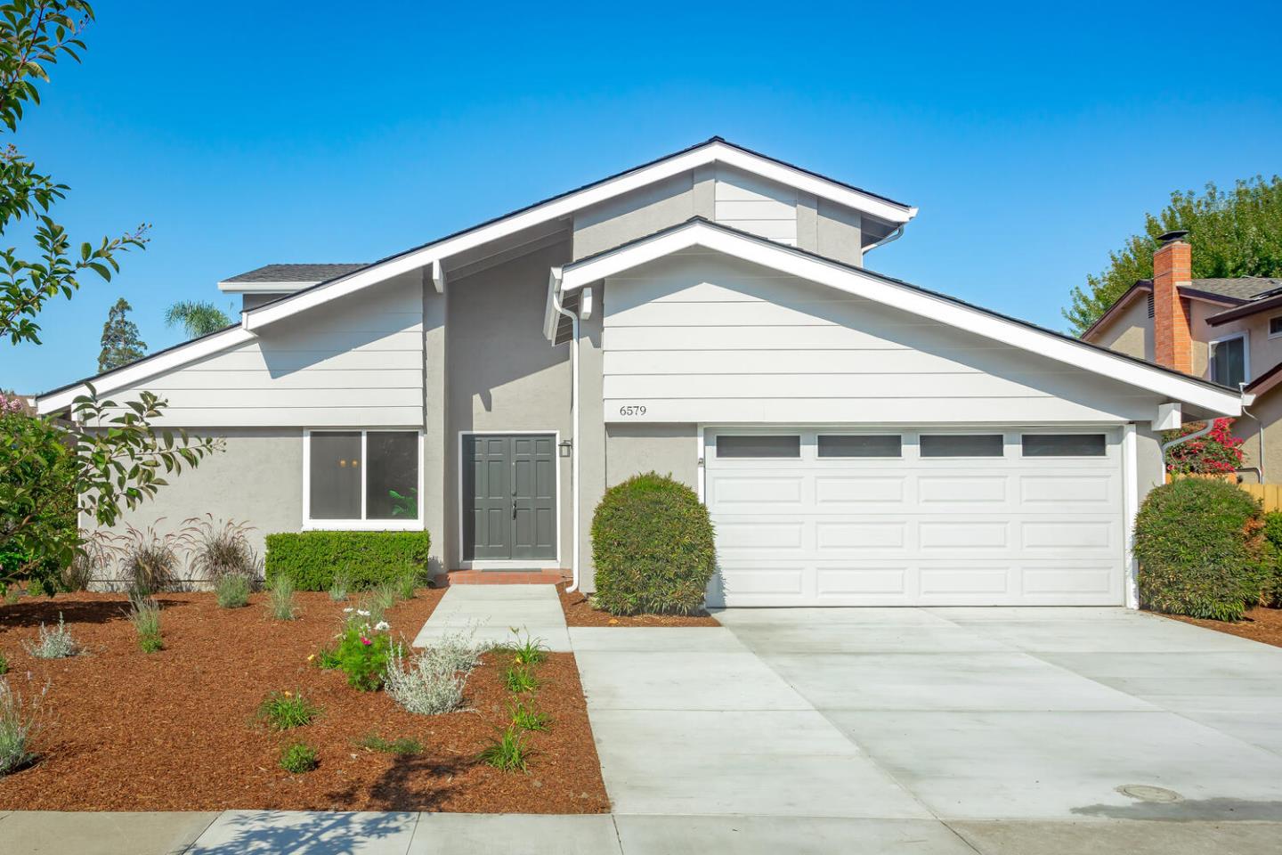 Detail Gallery Image 1 of 1 For 6579 Prague Ct, San Jose,  CA 95119 - 4 Beds | 2/1 Baths