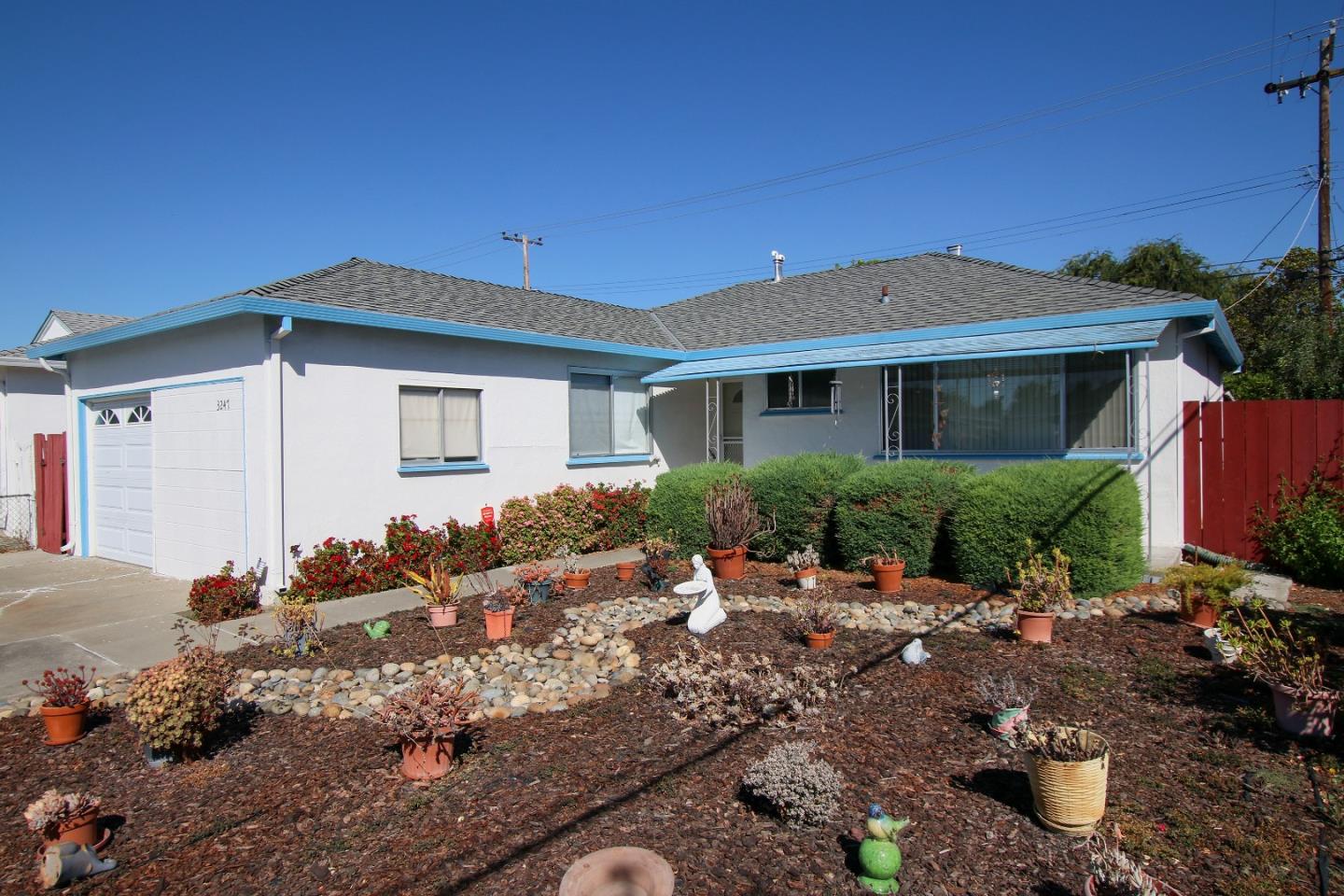 3247 Fowler Ave, Santa Clara, CA 95051 3 Beds 1 Baths (Sold