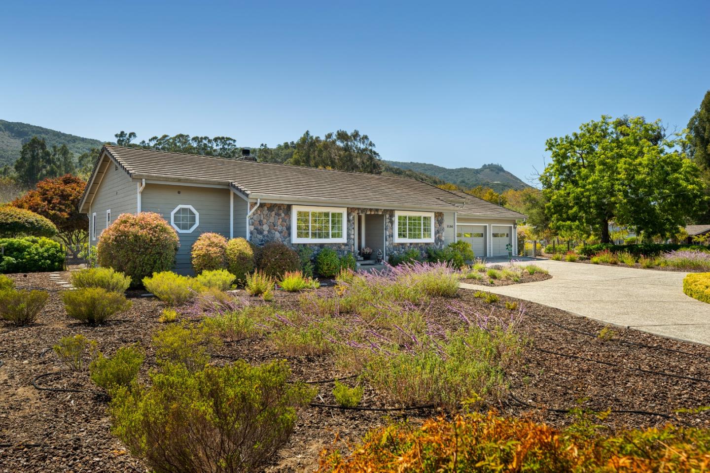 Detail Gallery Image 1 of 1 For 9190 Carmel Valley Rd, Carmel Valley,  CA 93923 - 2 Beds | 2 Baths