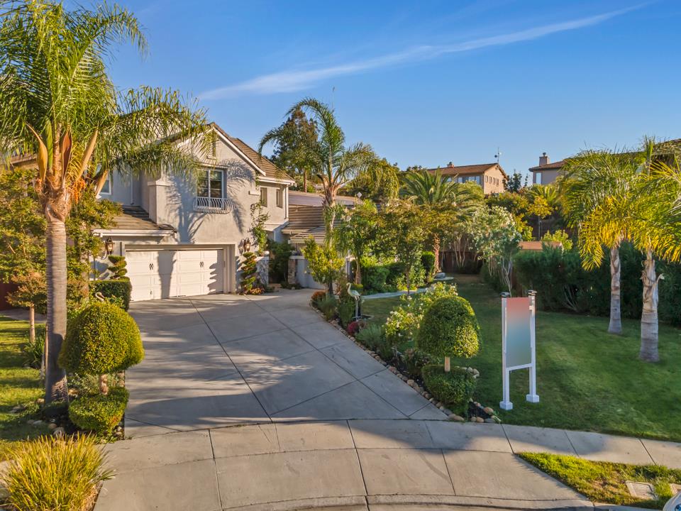 Detail Gallery Image 1 of 1 For 2702 Sequoia Creek Dr, San Jose,  CA 95121 - 6 Beds | 3/1 Baths