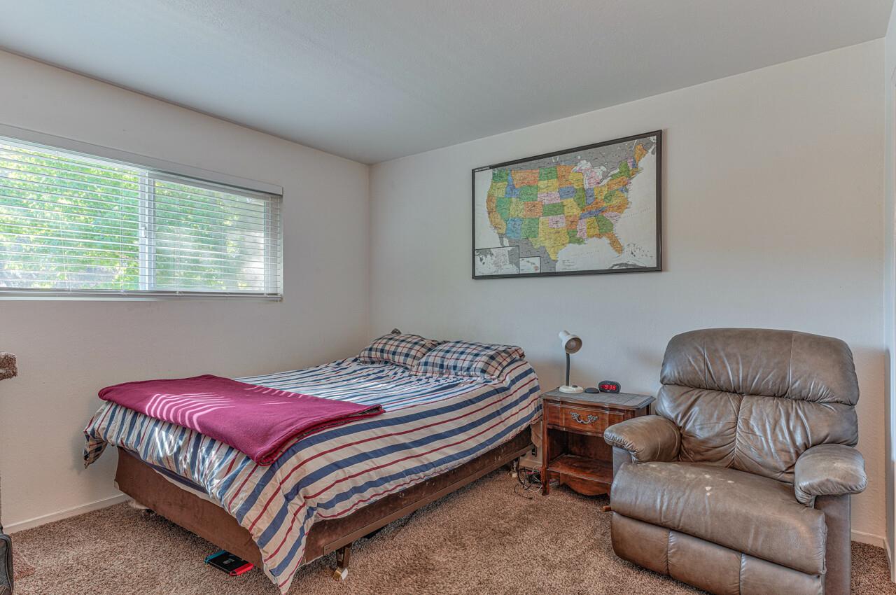 19519 Creekside Ct, Salinas, CA 93908 3 Beds 2/1 Baths (Canceled