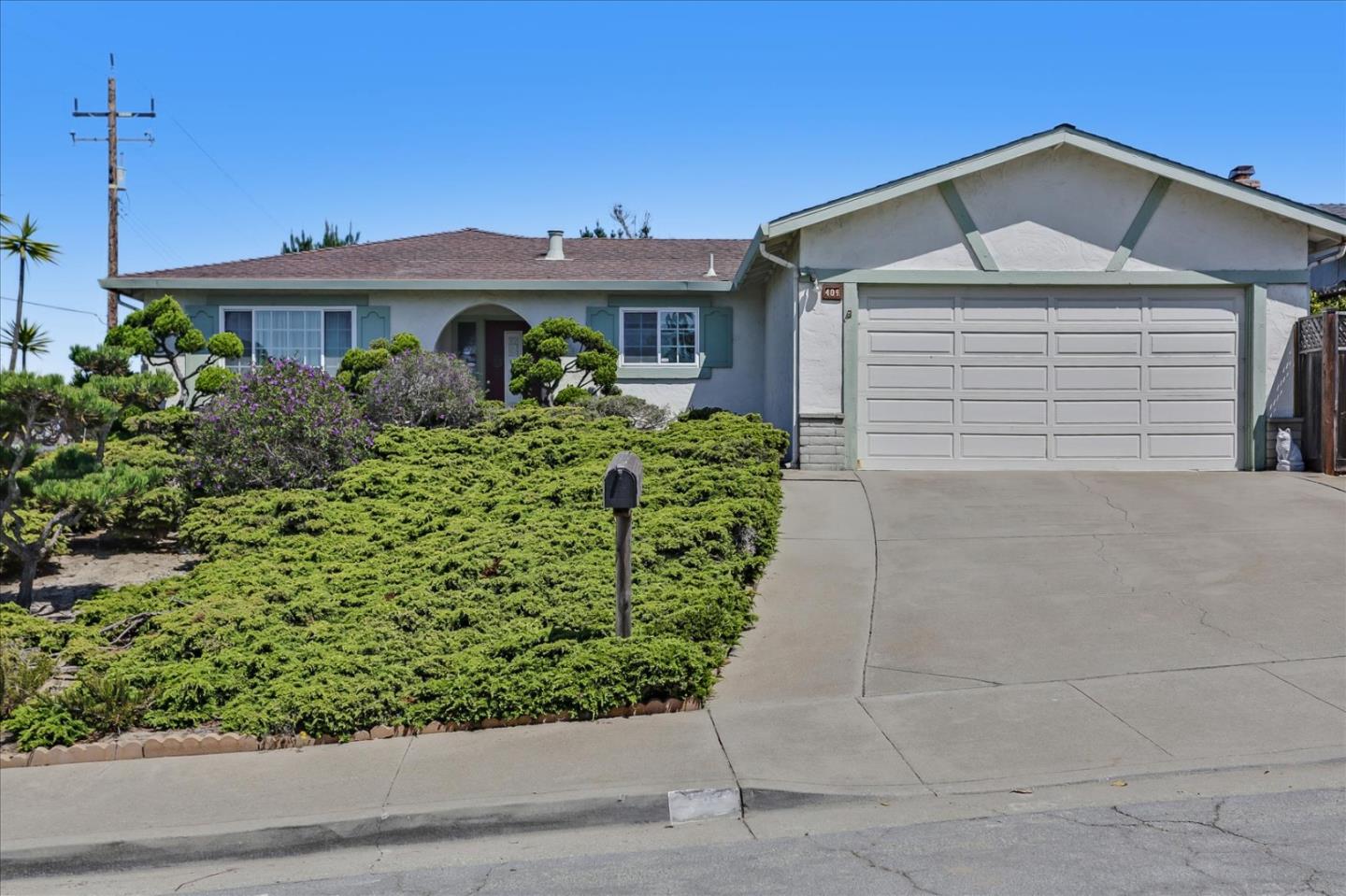 409 O'sullivan Ct, Marina, CA 93933 4 Beds 2 Baths (Sold