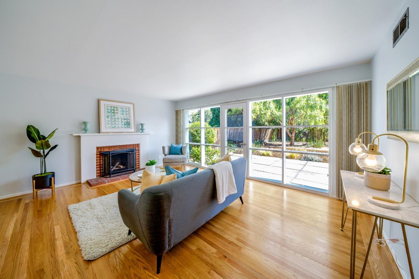 Detail Gallery Image 1 of 1 For 3127 Bryant St, Palo Alto,  CA 94306 - 3 Beds | 1 Baths