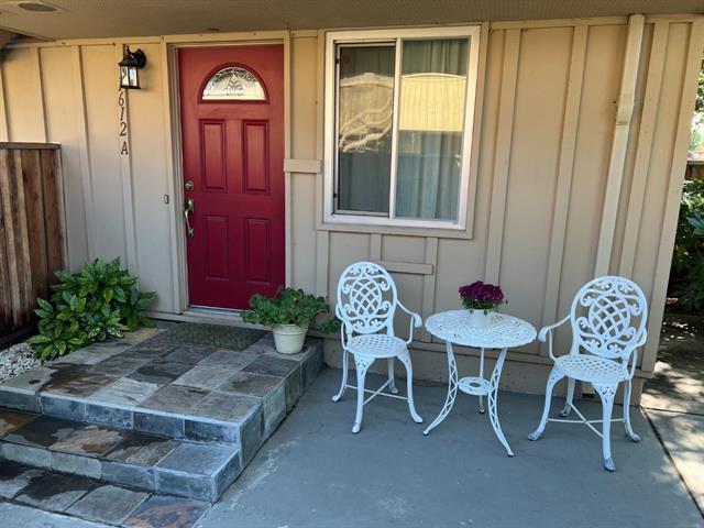 Detail Gallery Image 1 of 23 For 1612 Marina Ct #A,  San Mateo,  CA 94403 - 3 Beds | 1 Baths
