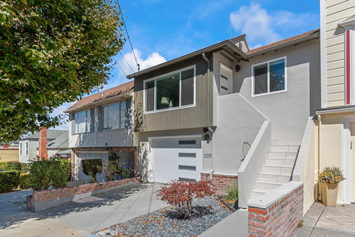 Detail Gallery Image 1 of 1 For 452 Elm Ave, San Bruno,  CA 94066 - 3 Beds | 2 Baths