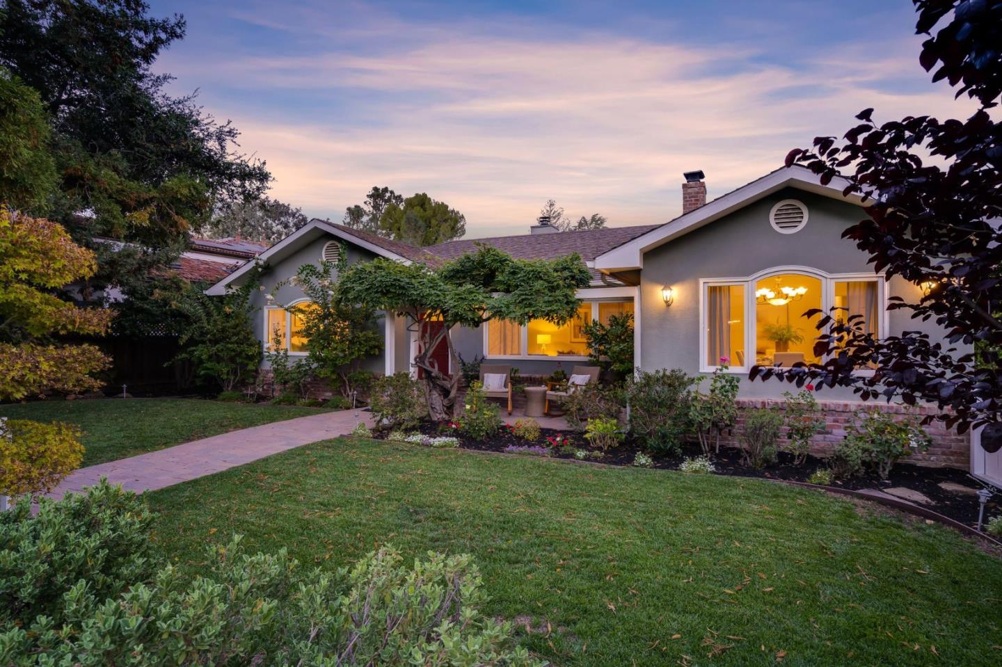 1045 Ray Ave, Los Altos, CA 94022 4 Beds 3 Baths (Sold