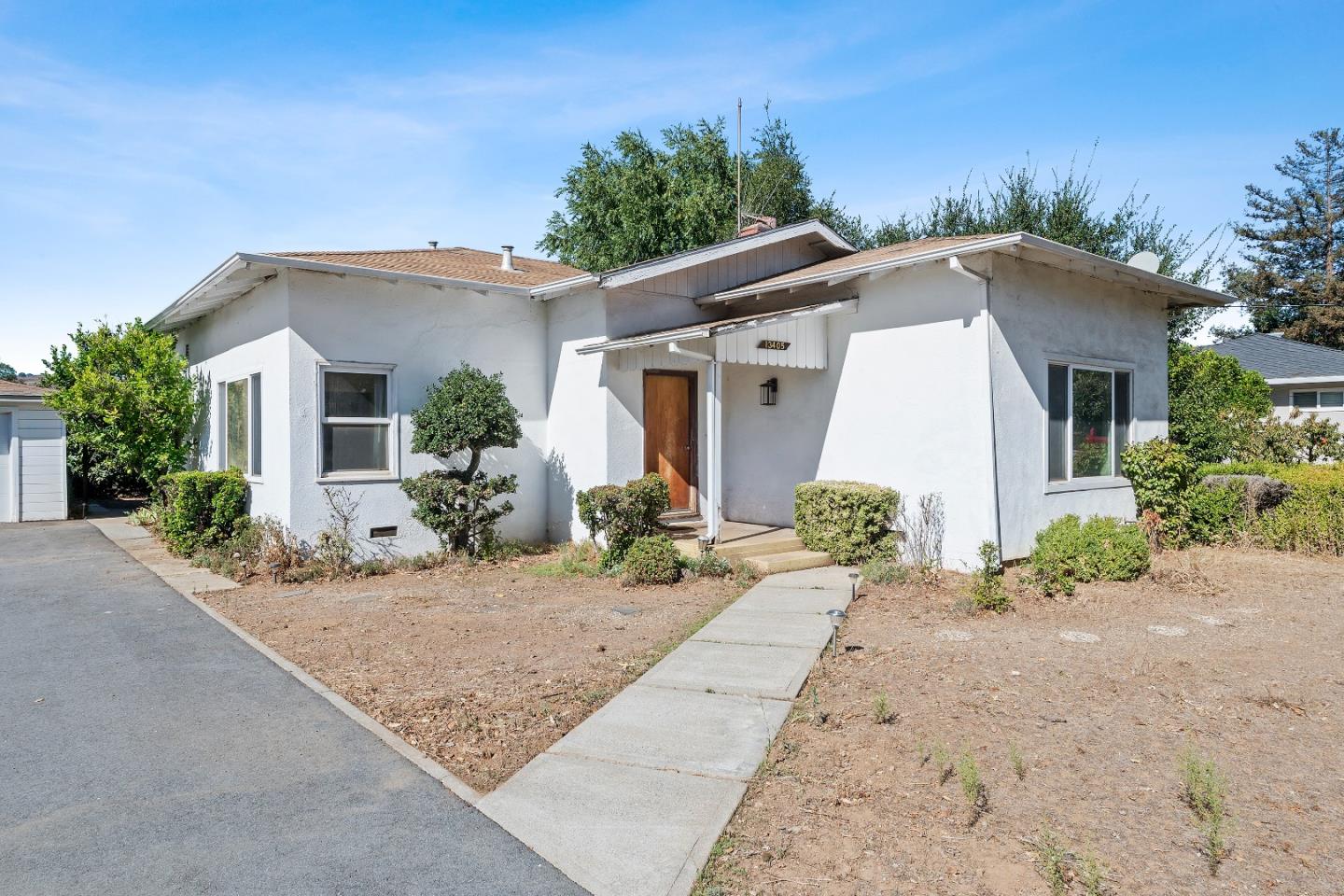 13405 Colony Ave, San Martin, CA 95046 2 Beds 1 Baths (Sold