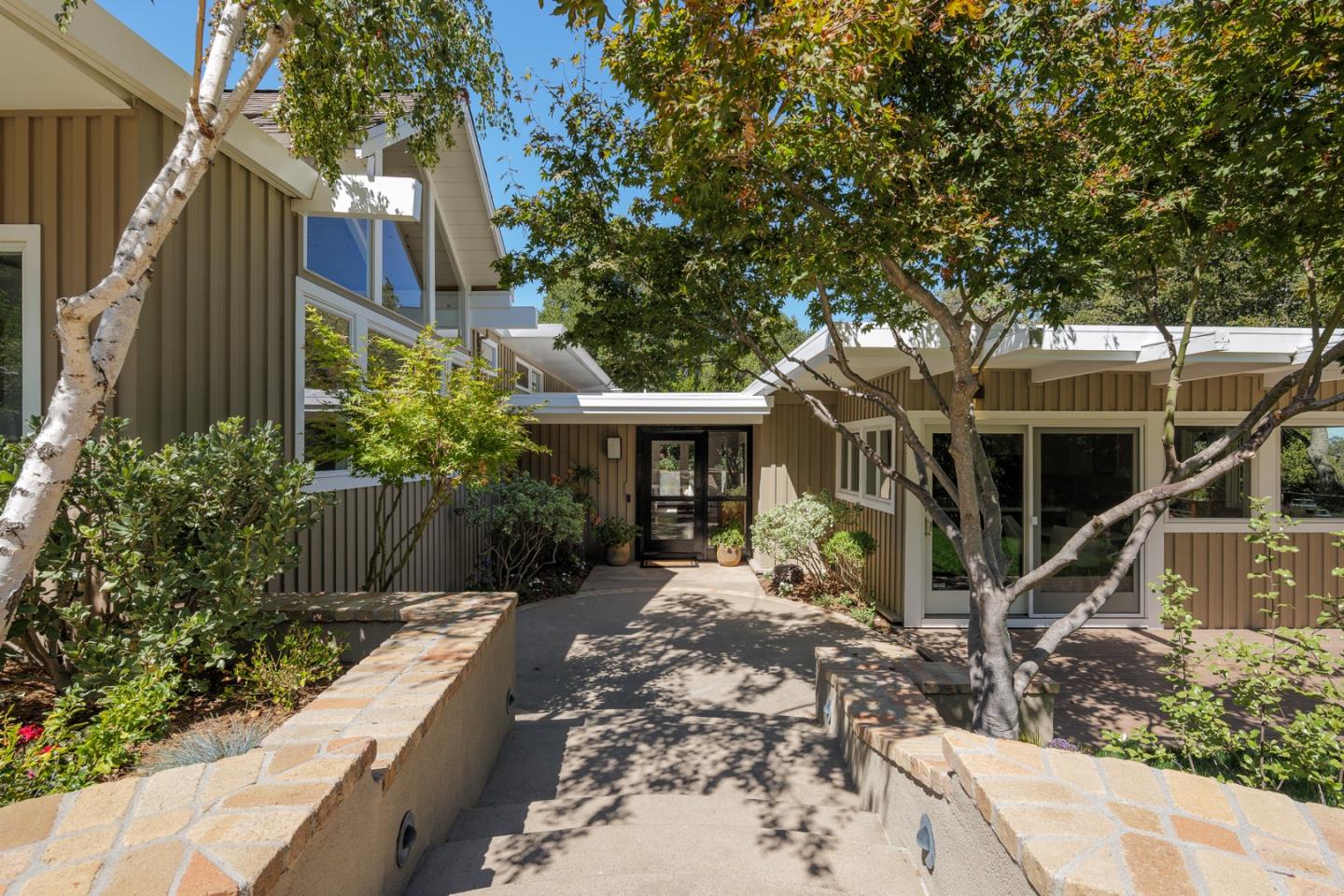 246 La Cuesta Dr, Portola Valley, CA 94028 4 Beds 3/1 Baths (Sold
