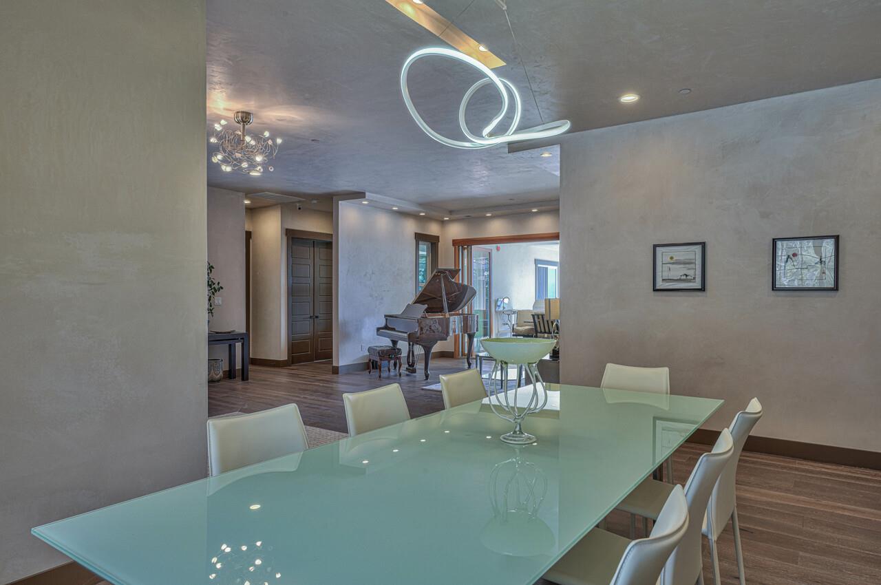Detail Gallery Image 18 of 65 For 8729 Eagles Roost Rd, Salinas,  CA 93907 - 5 Beds | 6 Baths