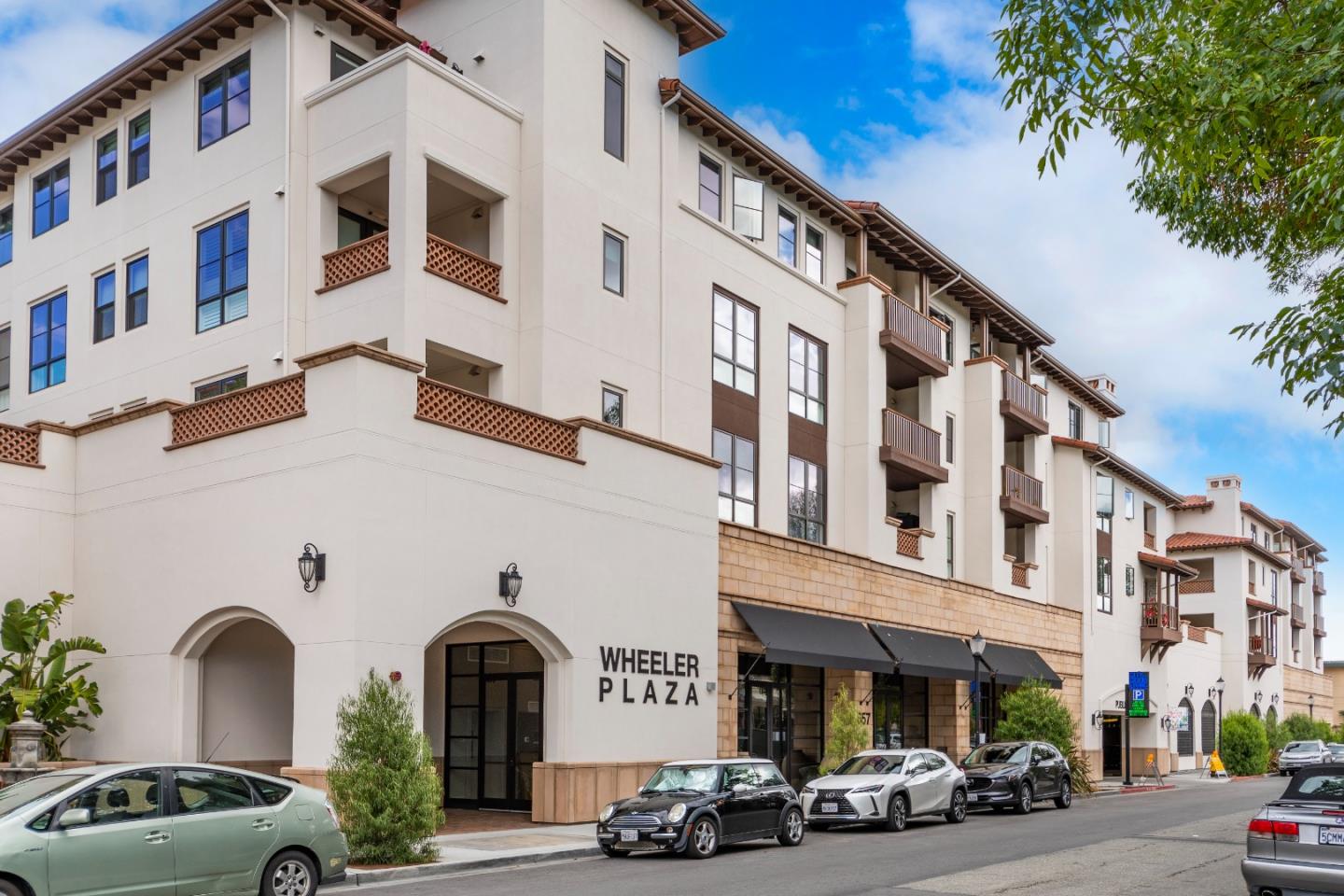 Detail Gallery Image 1 of 1 For 657 Walnut St #434,  San Carlos,  CA 94070 - 3 Beds | 2 Baths
