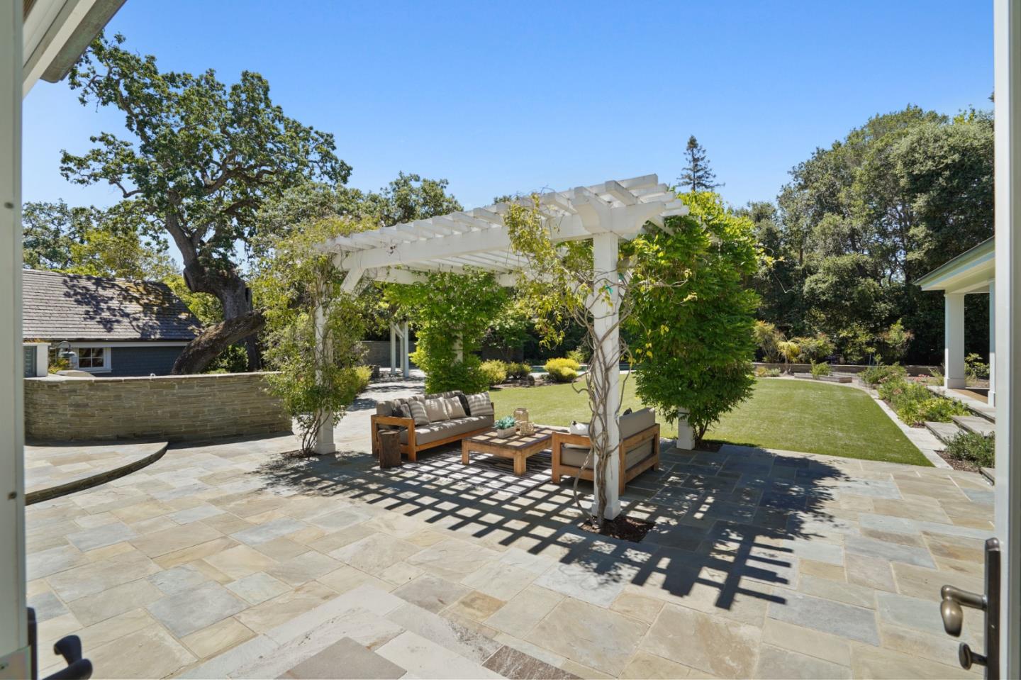 42 Camino Por Los Arboles, Atherton, CA 94027 5 Beds 3/2 Baths