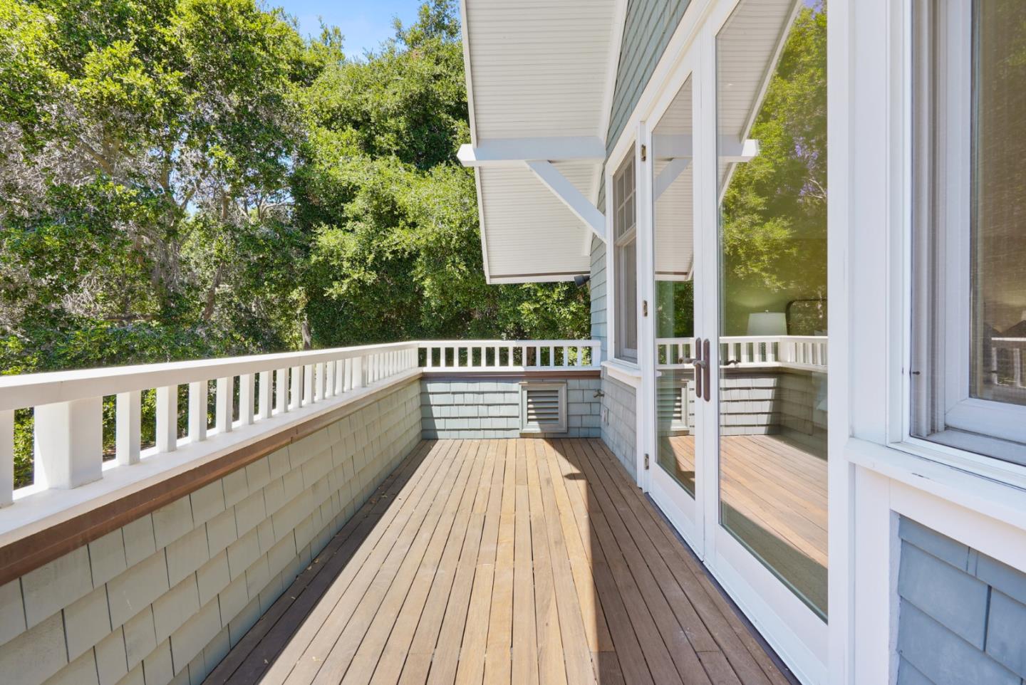 42 Camino Por Los Arboles, Atherton, CA 94027 5 Beds 3/2 Baths