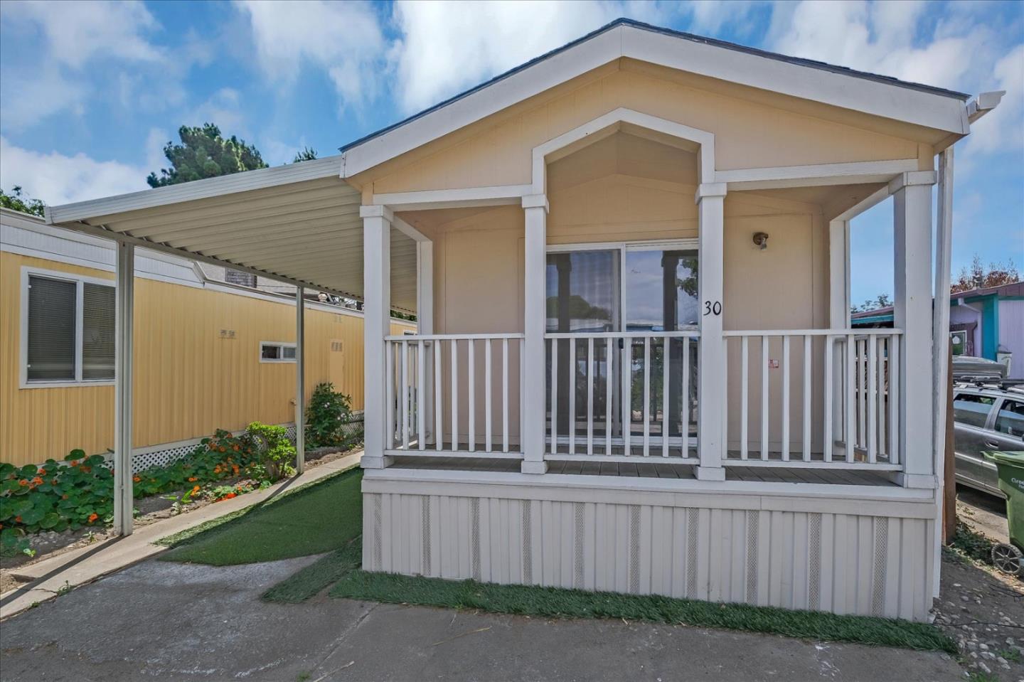 560 30th Ave 30, Santa Cruz, CA 95062 2 Beds 1 Baths (Sold