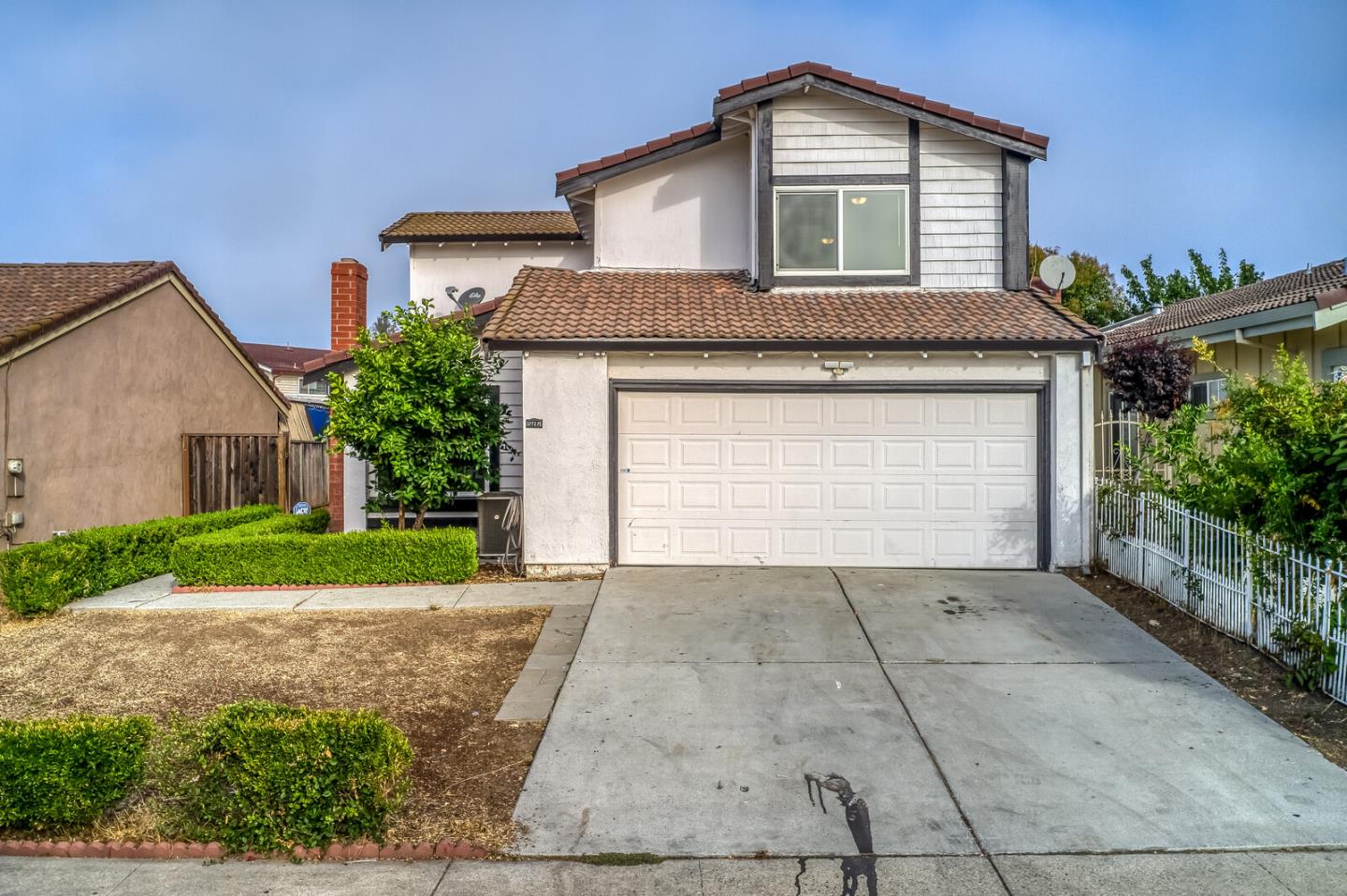 Detail Gallery Image 1 of 1 For 2727 Rainview Dr, San Jose,  CA 95133 - 4 Beds | 2/1 Baths