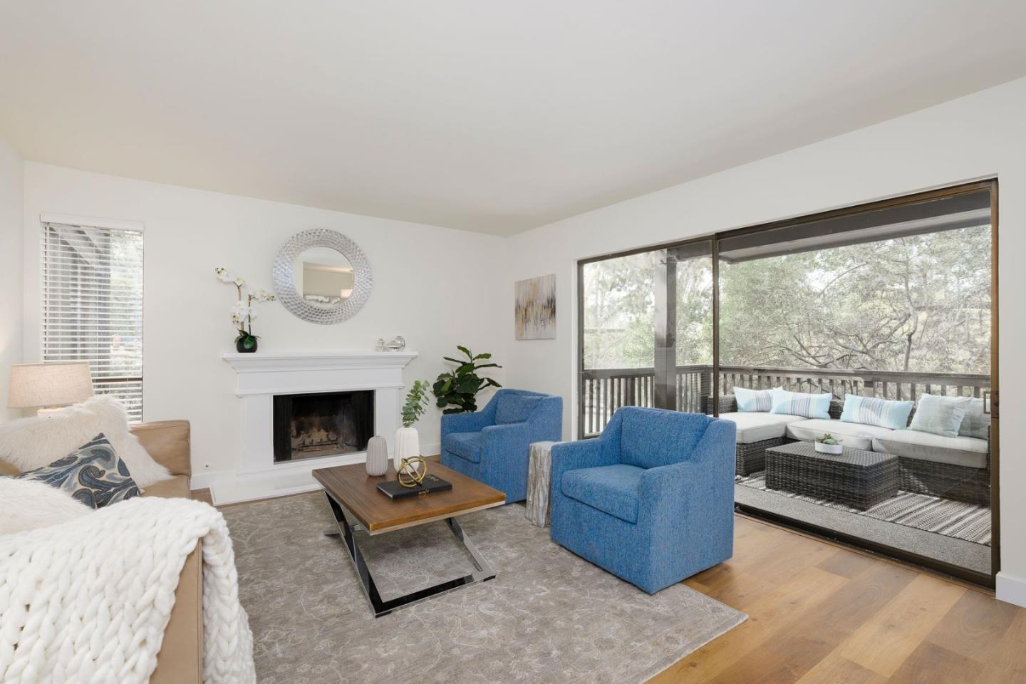Detail Gallery Image 1 of 1 For 3328 Brittan Ave #4,  San Carlos,  CA 94070 - 3 Beds | 2 Baths