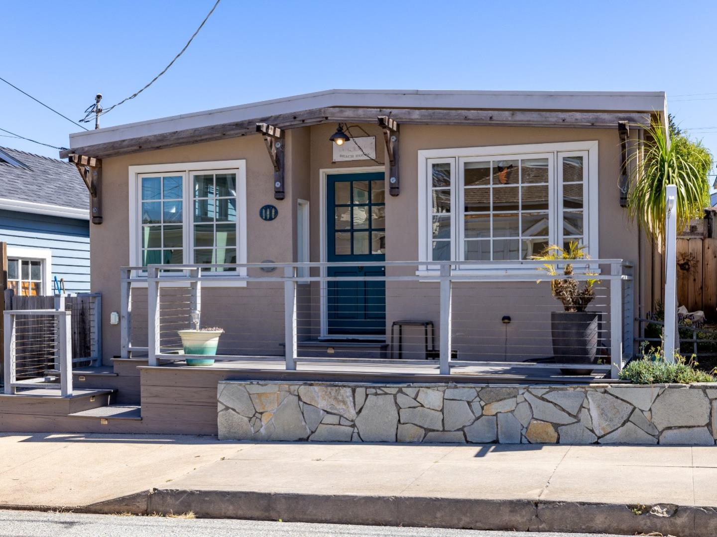 Detail Gallery Image 1 of 1 For 111 19th St, Pacific Grove,  CA 93950 - 2 Beds | 1 Baths