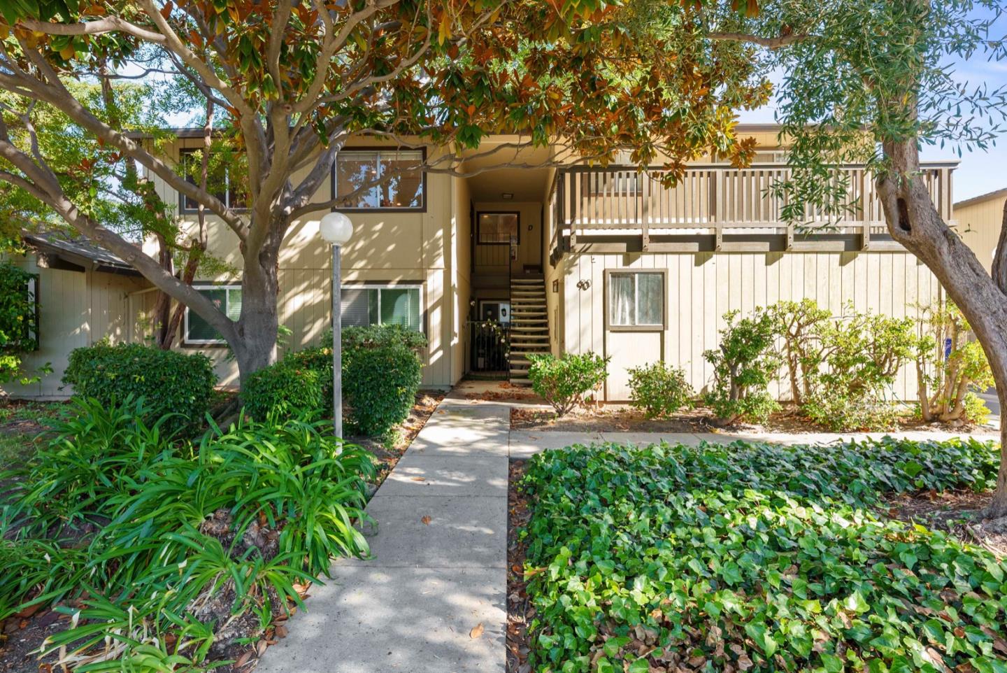 90 Flynn AVE C, MOUNTAIN VIEW, CA 94043