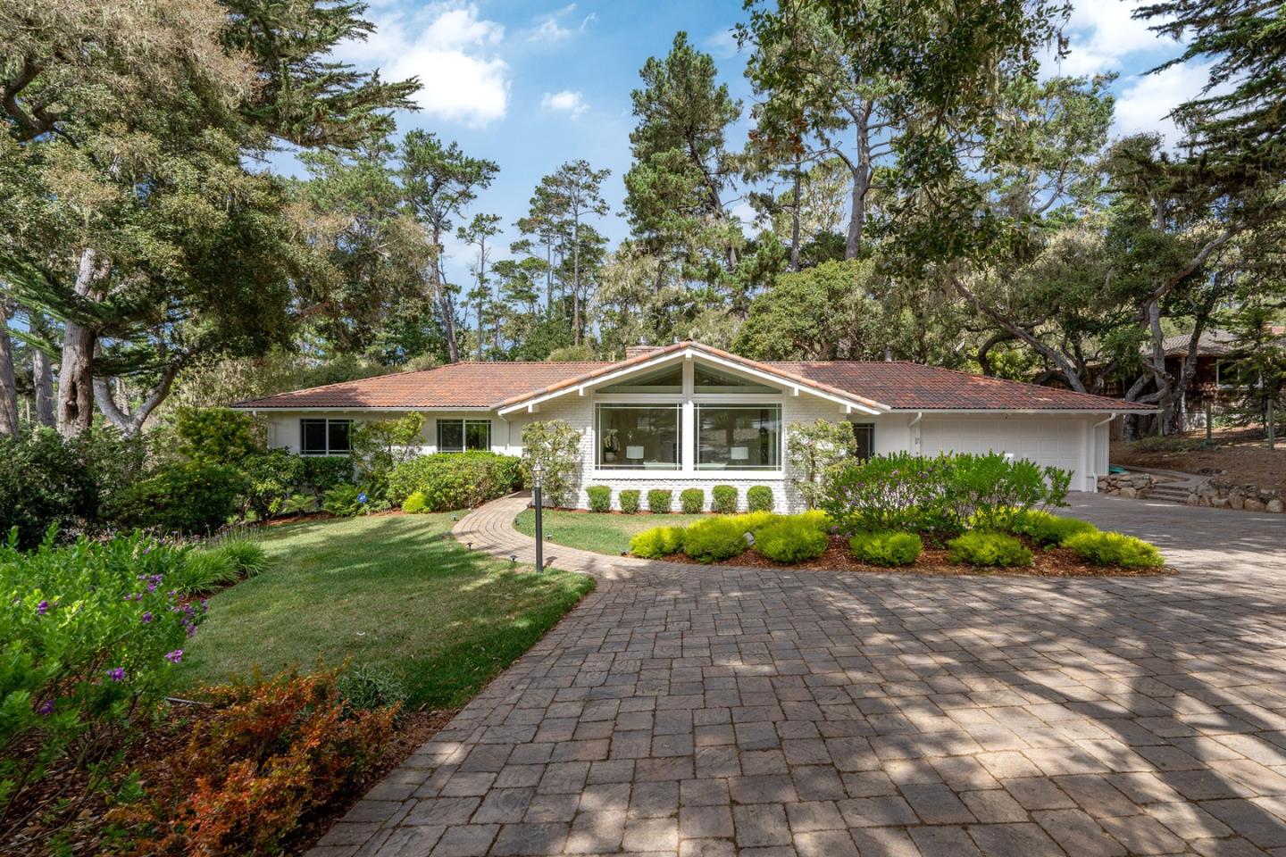 2806 Forest Lodge Rd, Pebble Beach, CA 93953 4 Beds 2/1 Baths (Sold