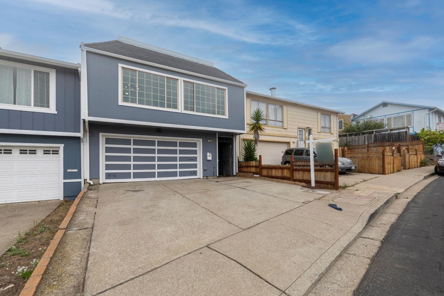 Detail Gallery Image 1 of 1 For 703 Price St, Daly City,  CA 94014 - 4 Beds | 2 Baths