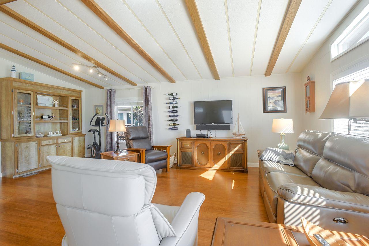 Detail Gallery Image 7 of 38 For 25 Sailfish Ct #25,  Half Moon Bay,  CA 94019 - 2 Beds | 2 Baths