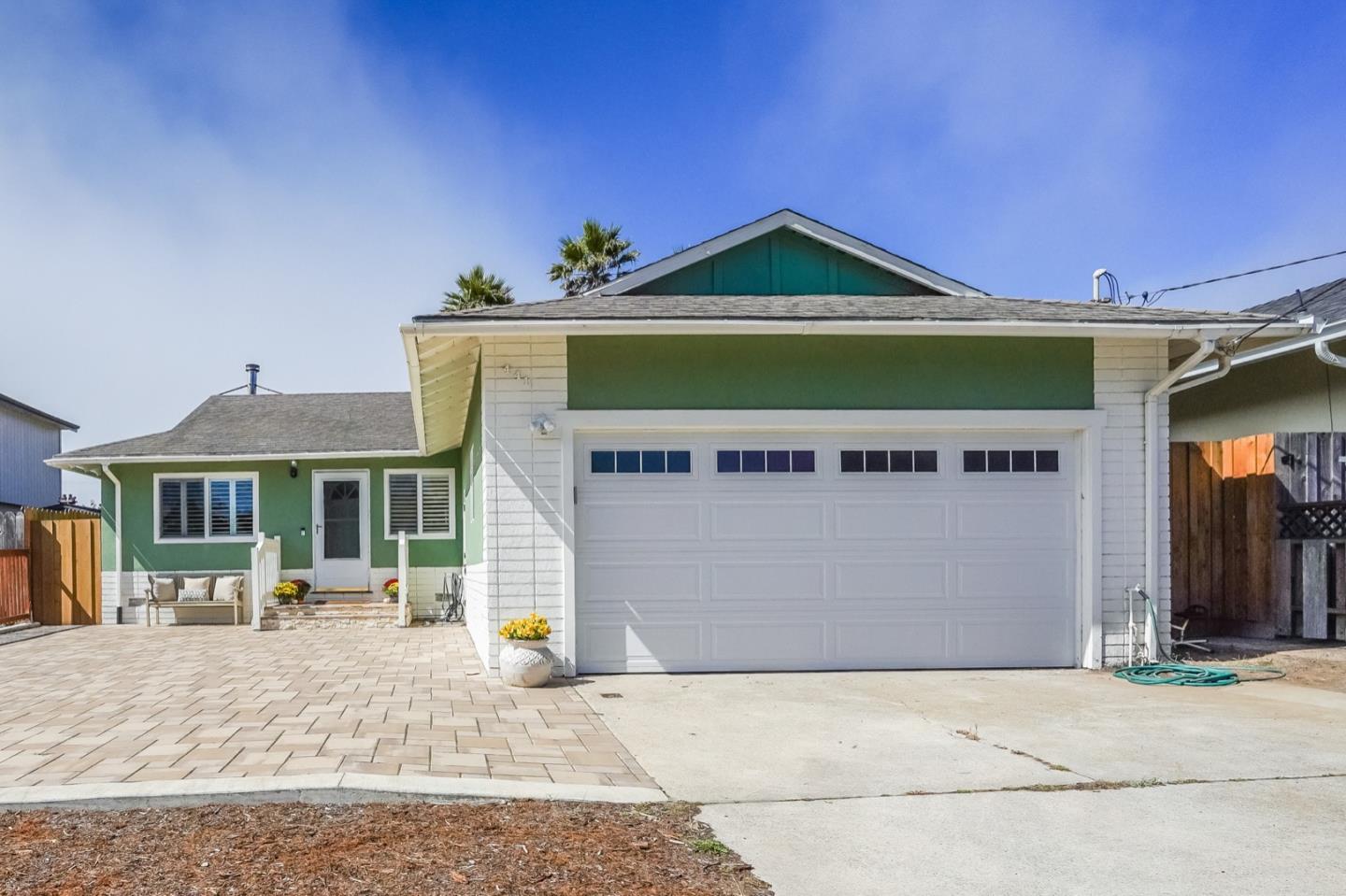 Detail Gallery Image 1 of 1 For 441 Terrace Ave, Moss Beach,  CA 94038 - 3 Beds | 2/1 Baths