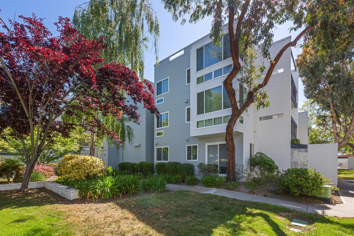 Detail Gallery Image 1 of 23 For 1075 Shell Blvd #2,  Foster City,  CA 94404 - 2 Beds | 2 Baths