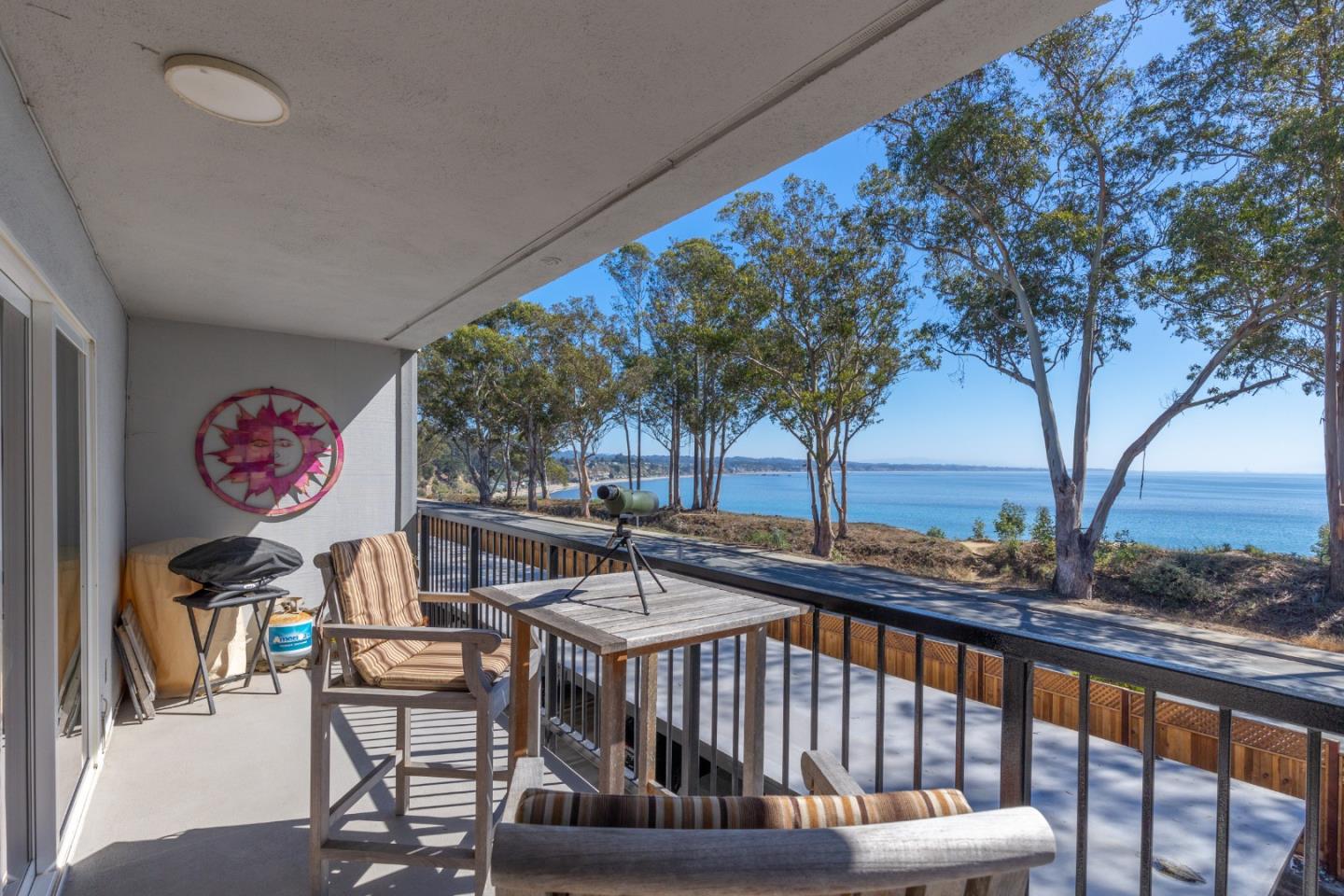 Detail Gallery Image 1 of 1 For 815 Balboa Ave #208,  Capitola,  CA 95010 - 2 Beds | 1/1 Baths