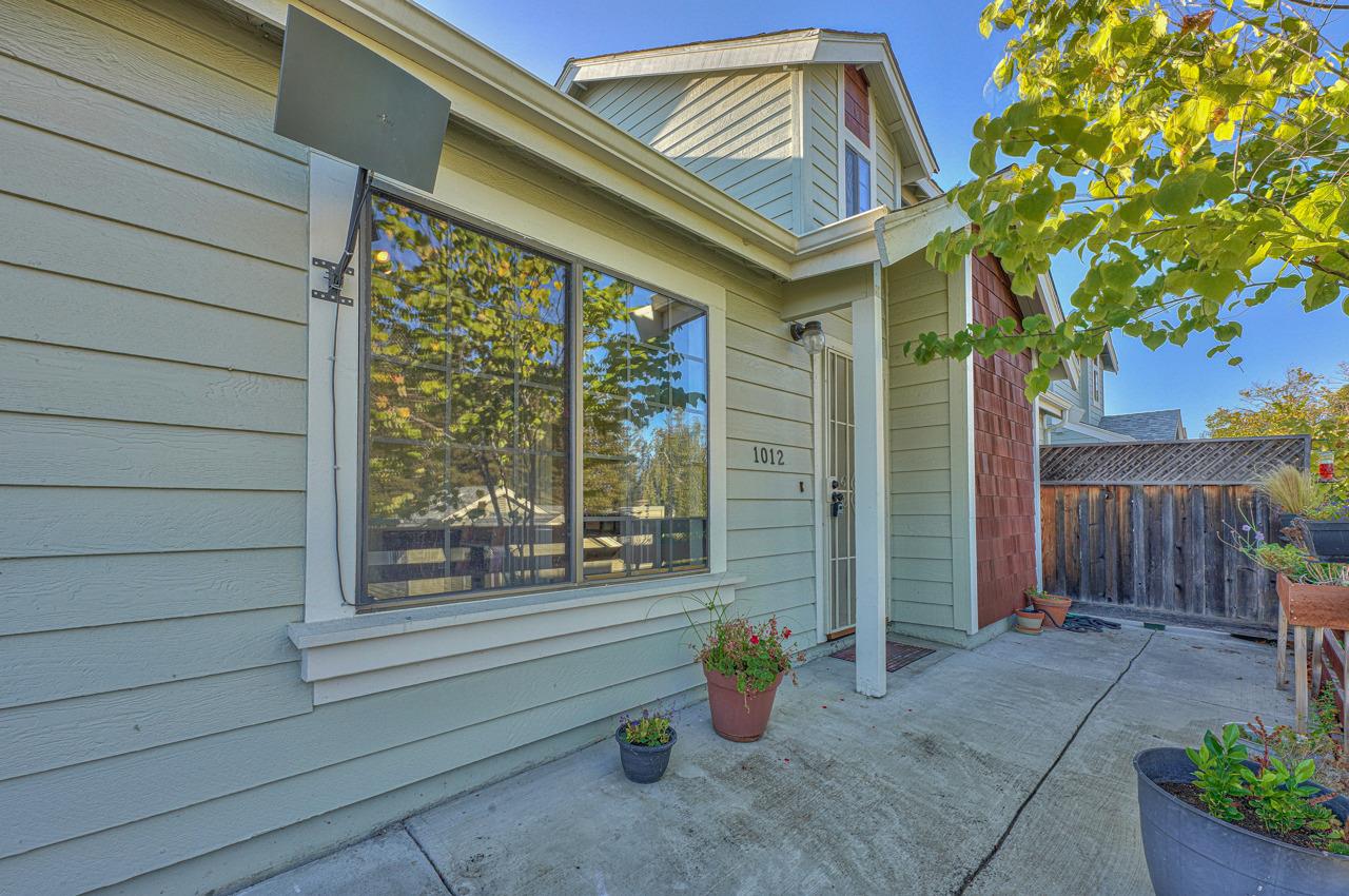 Detail Gallery Image 1 of 1 For 1012 Sunbird Dr, Watsonville,  CA 95076 - 2 Beds | 2/1 Baths