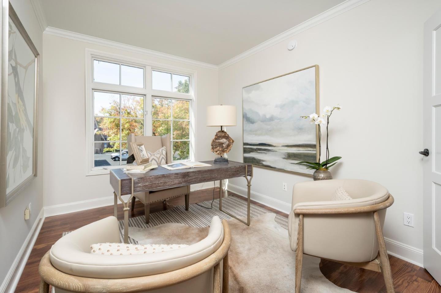 Detail Gallery Image 11 of 27 For 555 Byron St #201,  Palo Alto,  CA 94301 - 3 Beds | 2/1 Baths