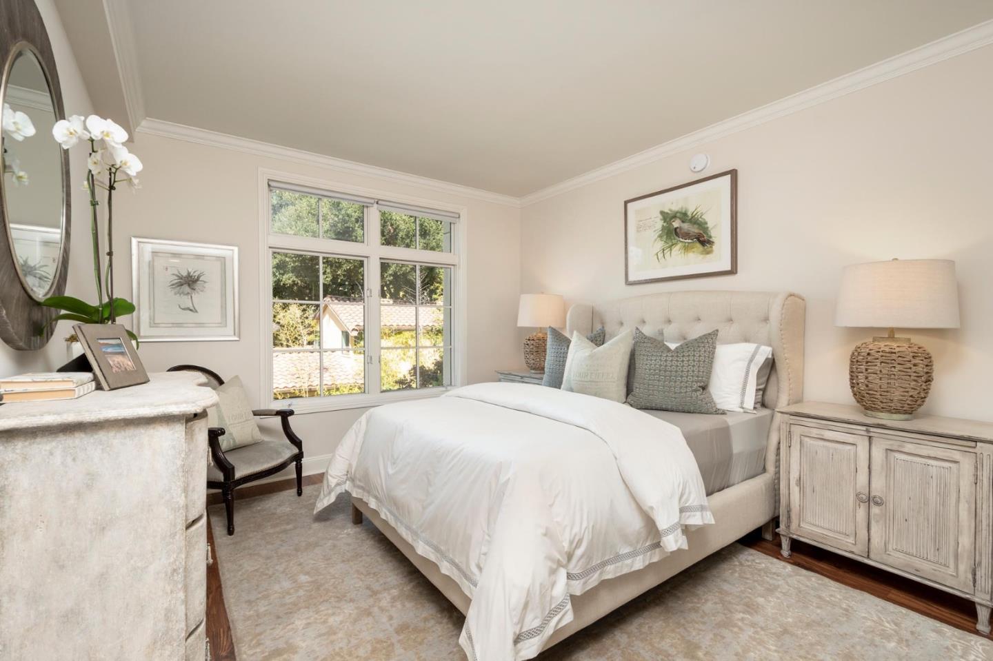 Detail Gallery Image 12 of 27 For 555 Byron St #201,  Palo Alto,  CA 94301 - 3 Beds | 2/1 Baths