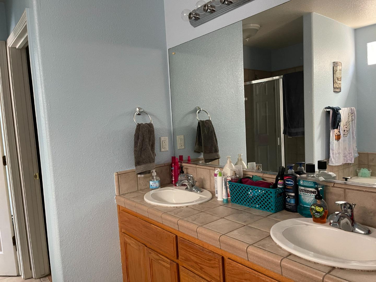 Detail Gallery Image 7 of 9 For 634 St Montelena Dr, Madera,  CA 93637 - 3 Beds | 2 Baths