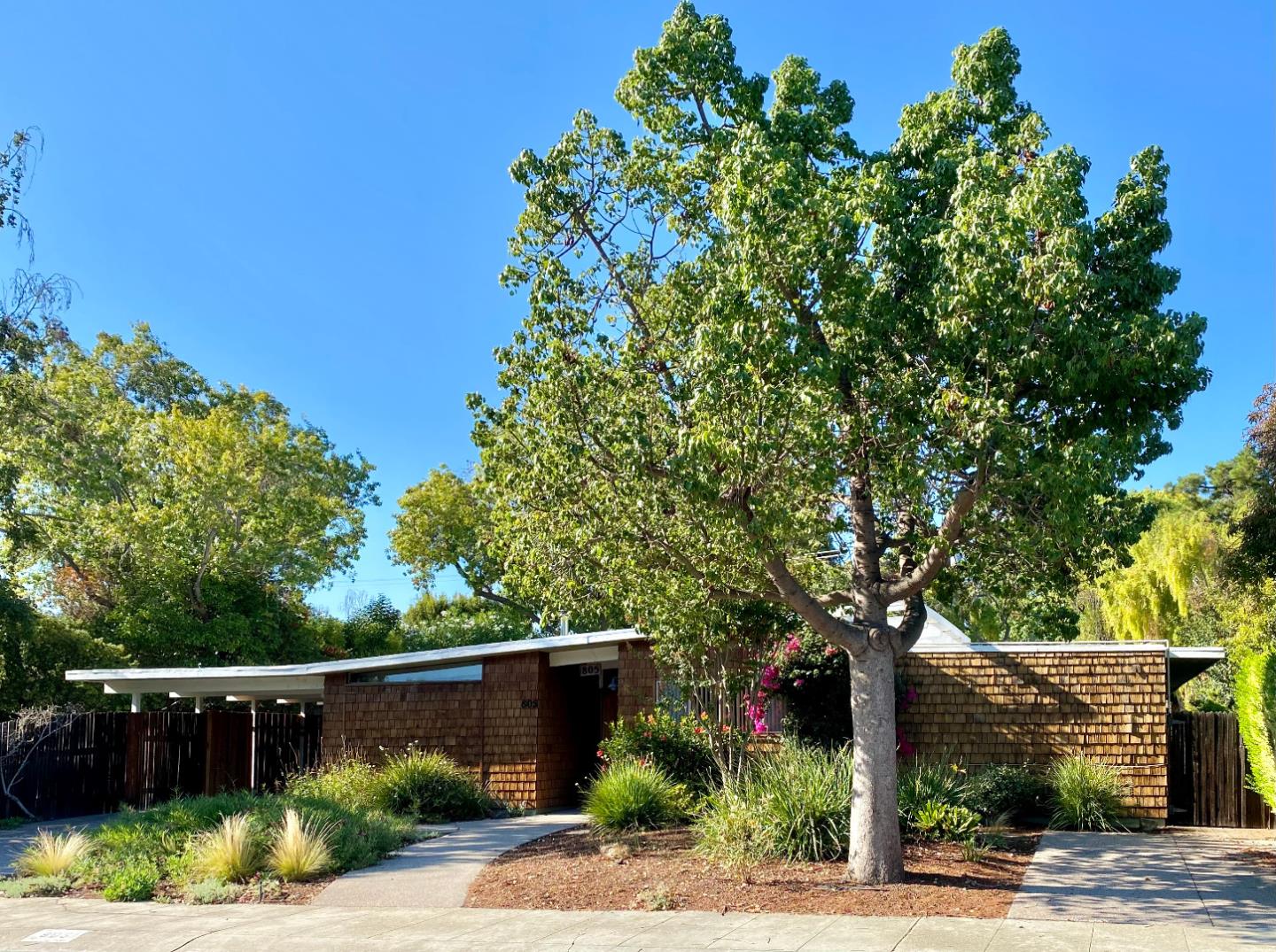 Detail Gallery Image 1 of 1 For 805 Gailen Ave, Palo Alto,  CA 94303 - 5 Beds | 2 Baths