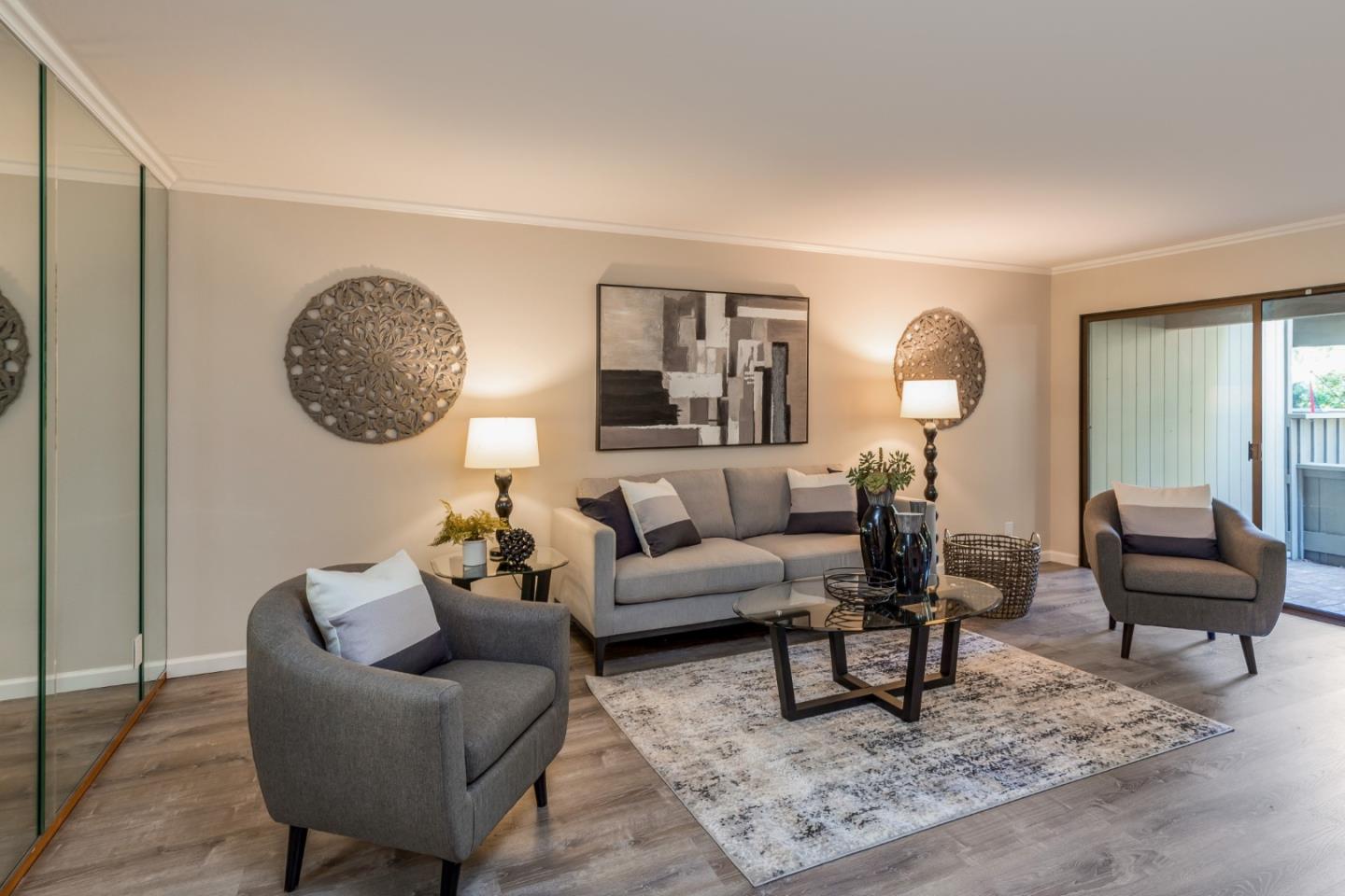 Detail Gallery Image 2 of 27 For 14333 Saratoga Ave #5,  Saratoga,  CA 95070 - 2 Beds | 2 Baths
