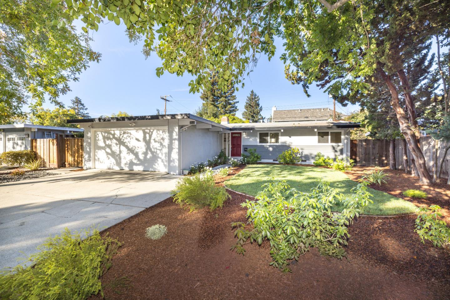 Detail Gallery Image 1 of 1 For 3840 Corina Way, Palo Alto,  CA 94303 - 3 Beds | 2 Baths