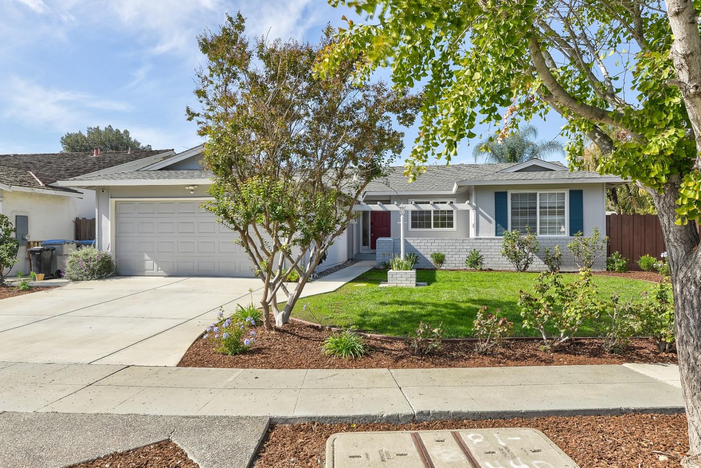 Detail Gallery Image 1 of 1 For 329 Copco Ln, San Jose,  CA 95123 - 4 Beds | 2 Baths