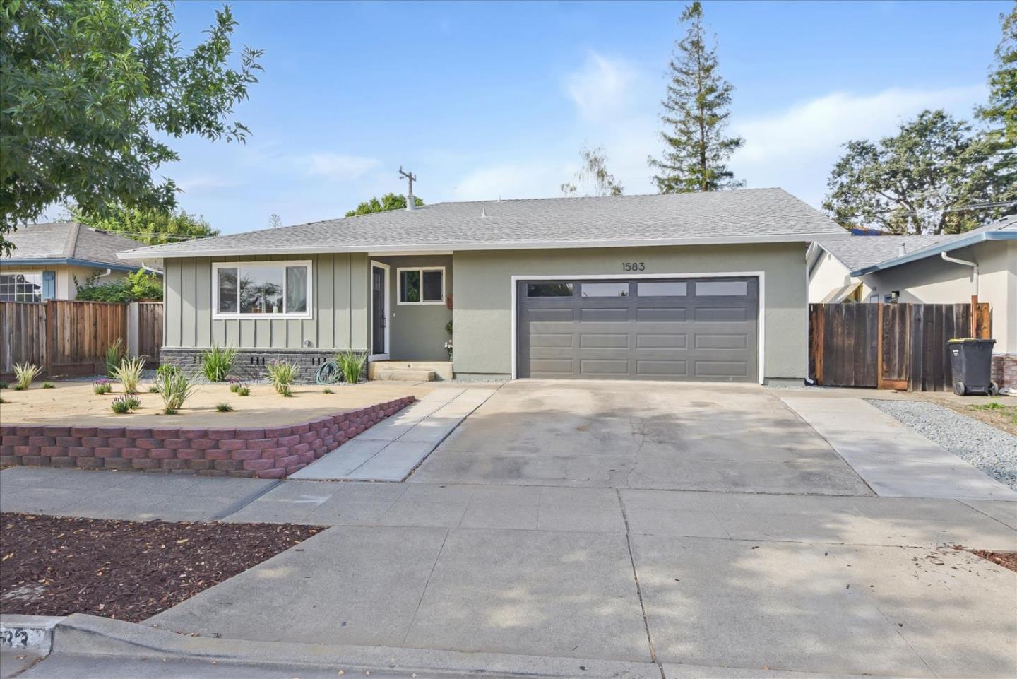Detail Gallery Image 1 of 1 For 1583 Heron Ave, Sunnyvale,  CA 94087 - 4 Beds | 2 Baths